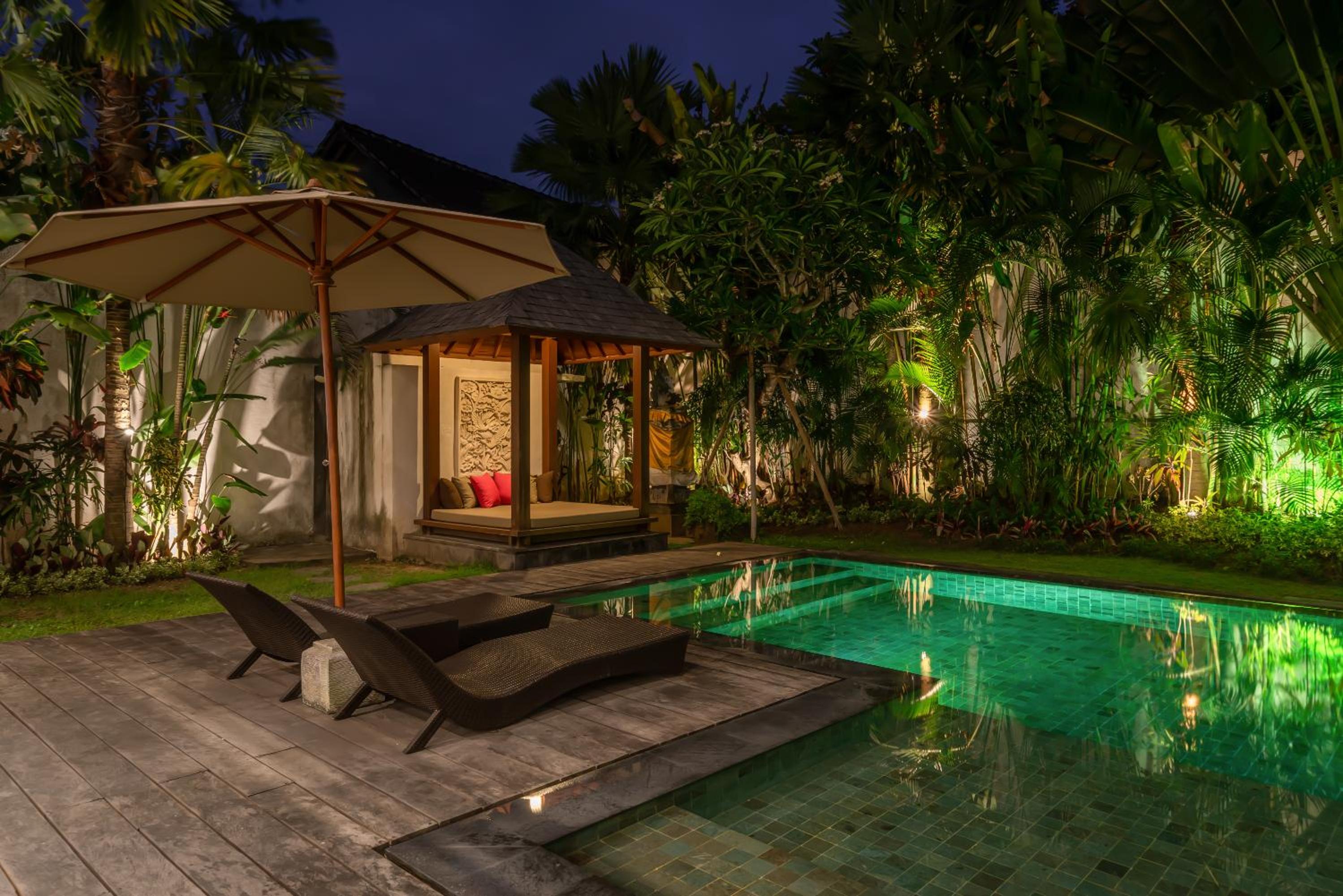 Villa Lisy - Spacious 4BR Villa with Large Swimming Pool view 3