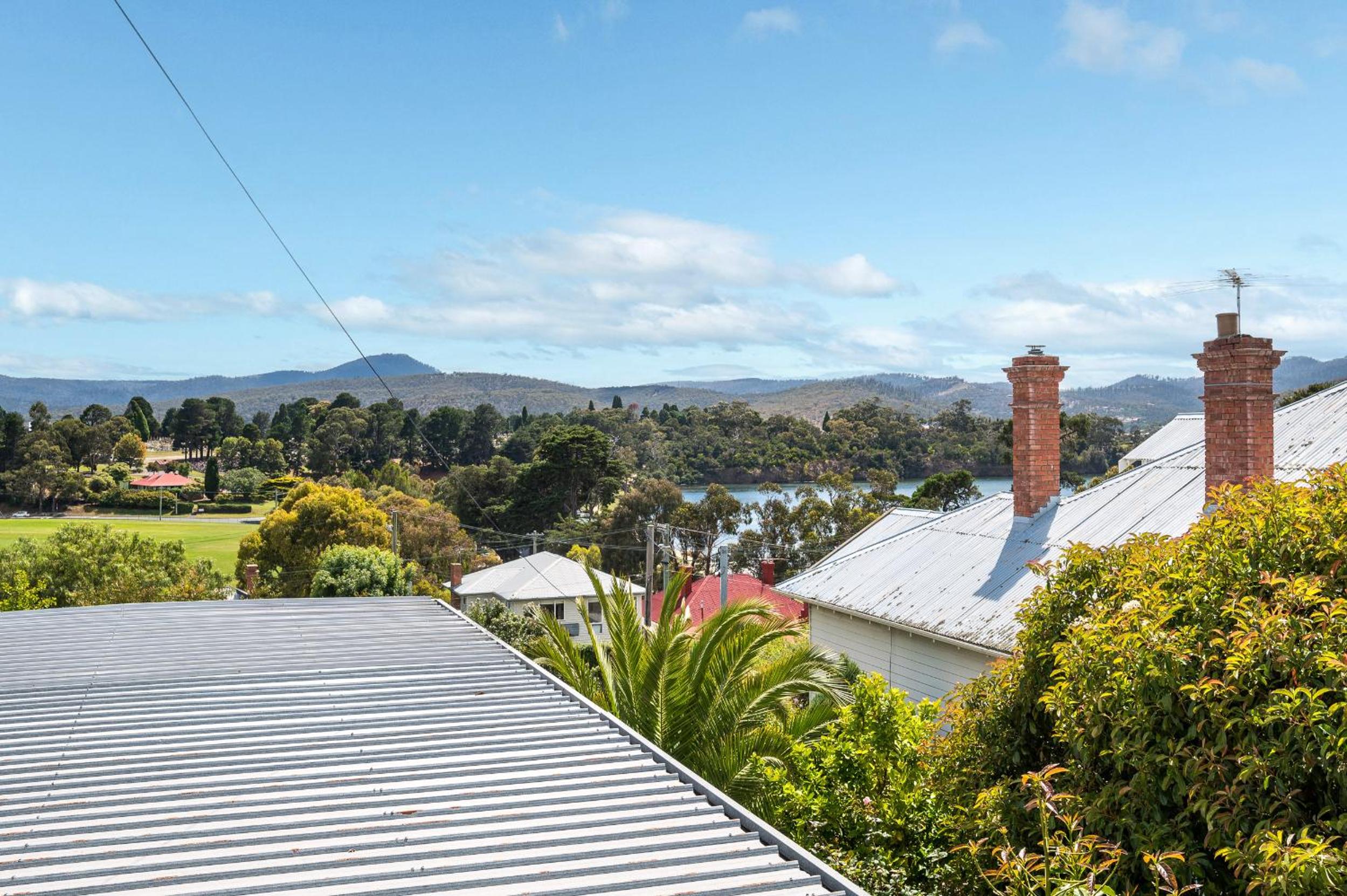 Stately Cornelian bay Hideaway