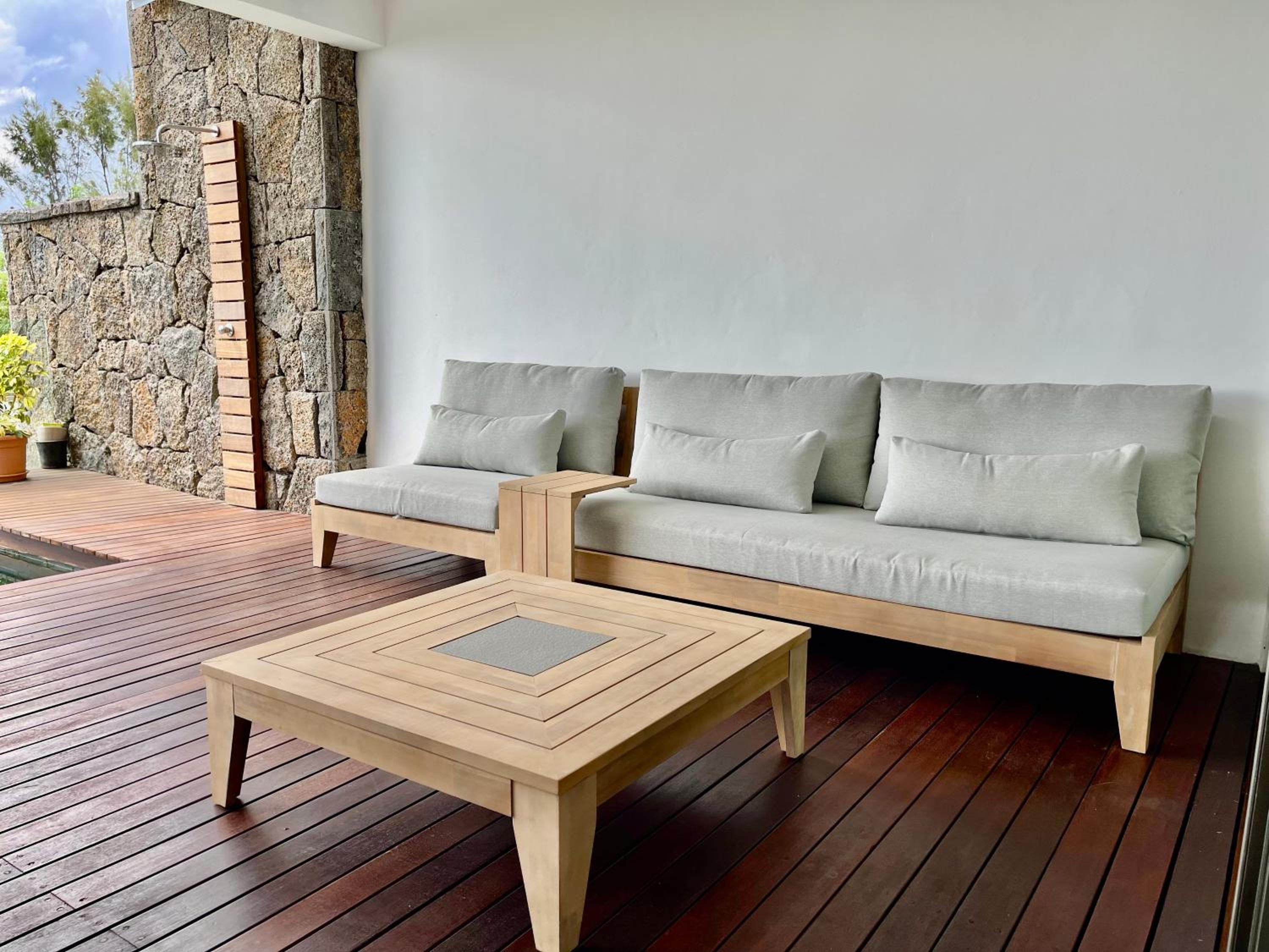 Appartement 2 chambres avec piscine, vue mer sur la baie view 3