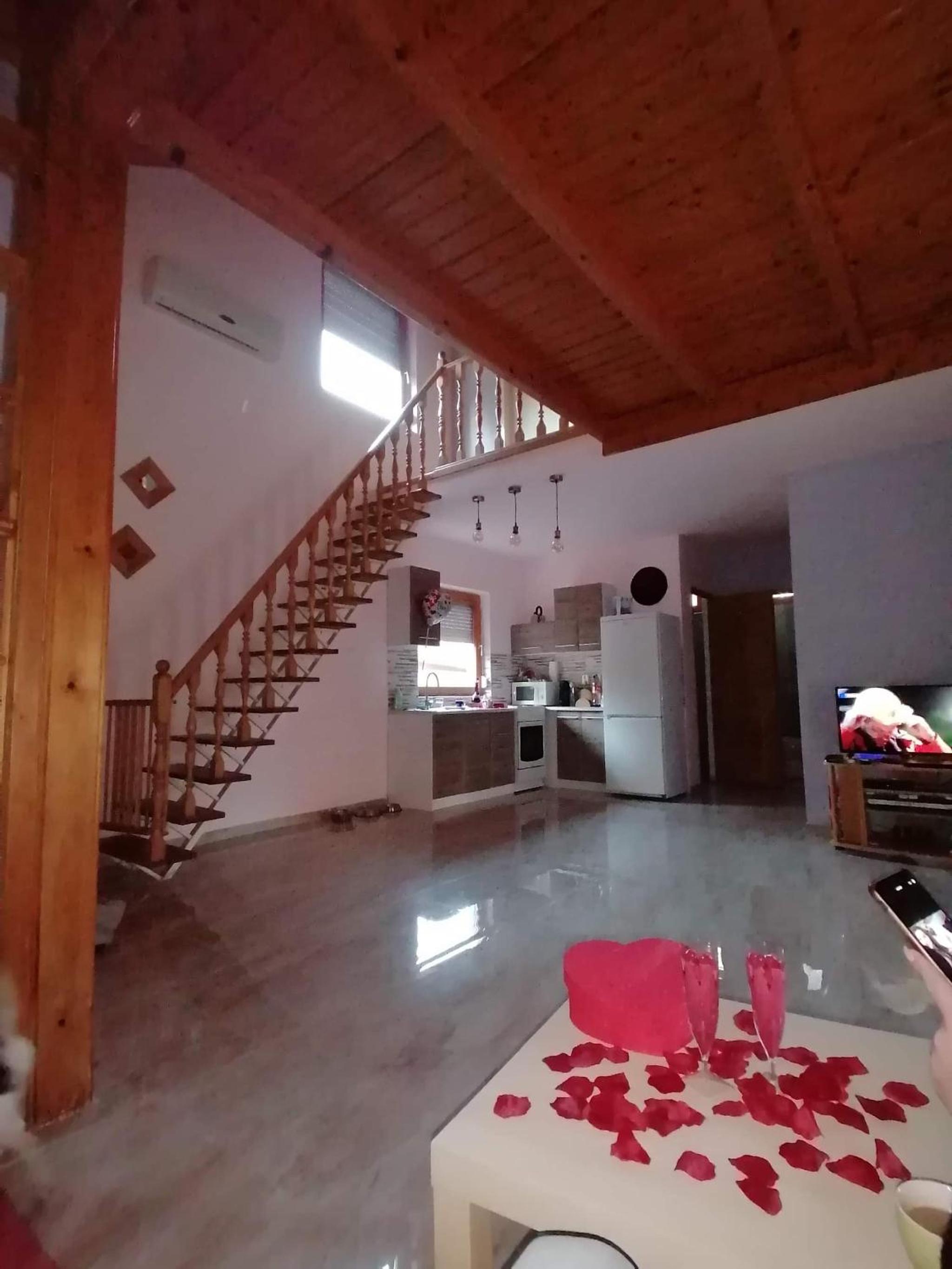 Tieffapartmanház Balatonszárszó
