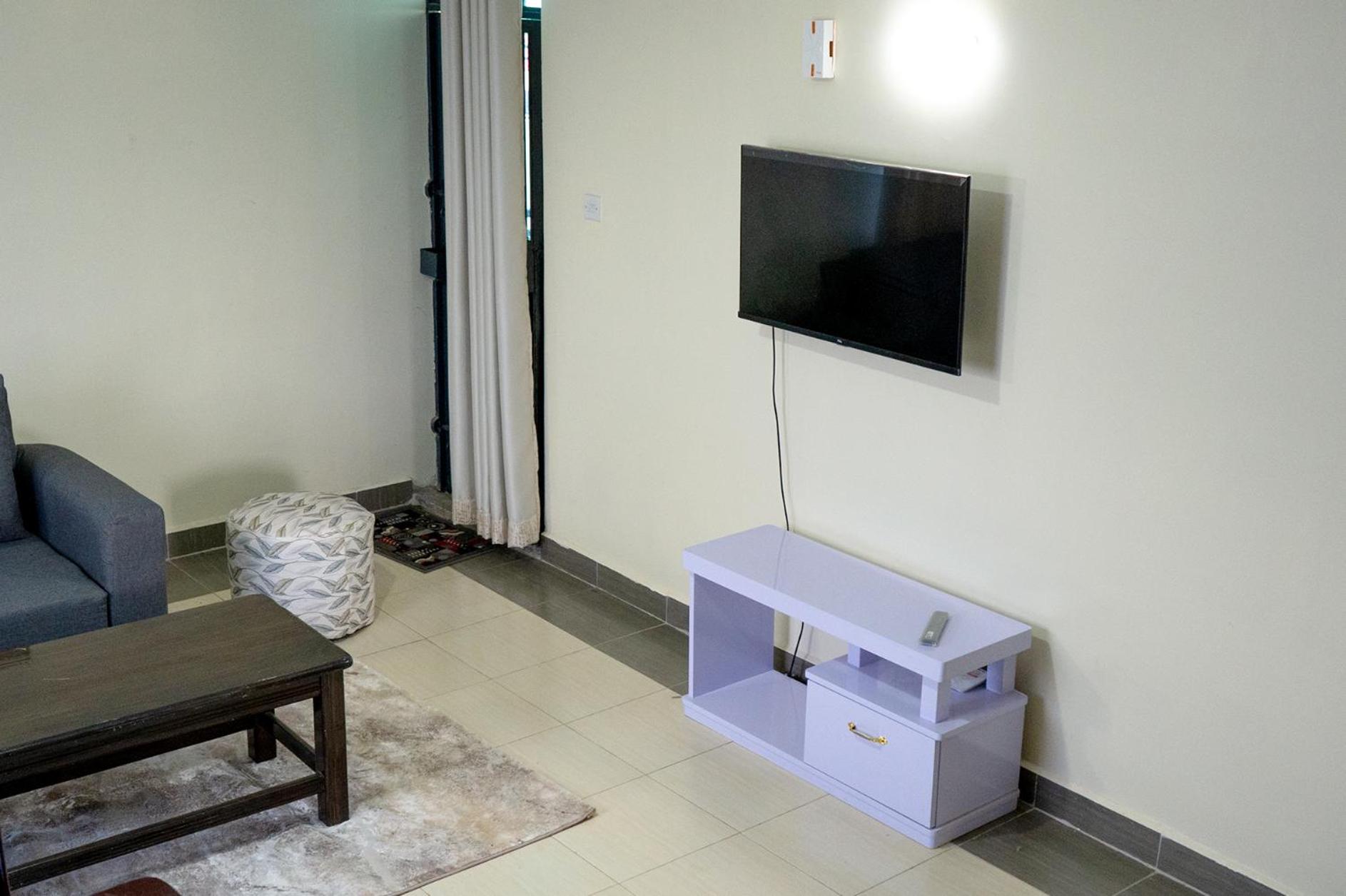 JACARANDA, KAHAWA WEST 2 BEDROOM FULLY FURNISHED view 2