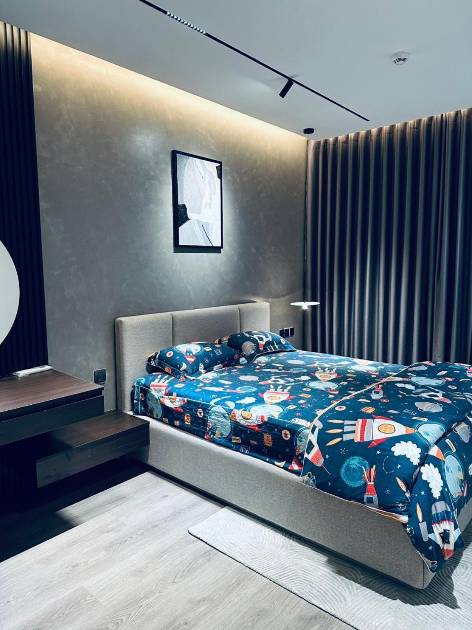 Cho thuê căn hộ cao cấp Diamond skyvila cao cấp 3pn2wc 1 gara oto
