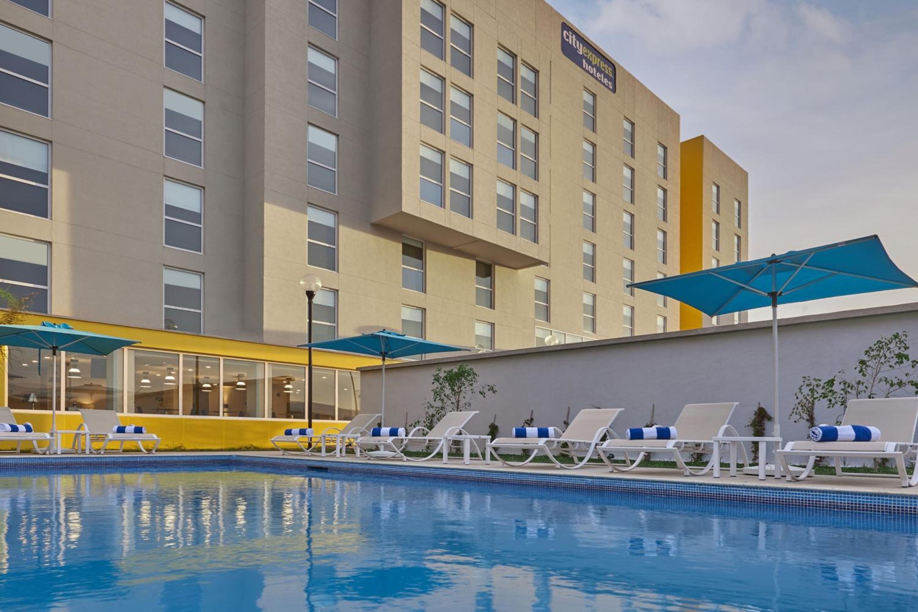 Ensenada Vacations - City Express by Marriott Ensenada - Property Image 20