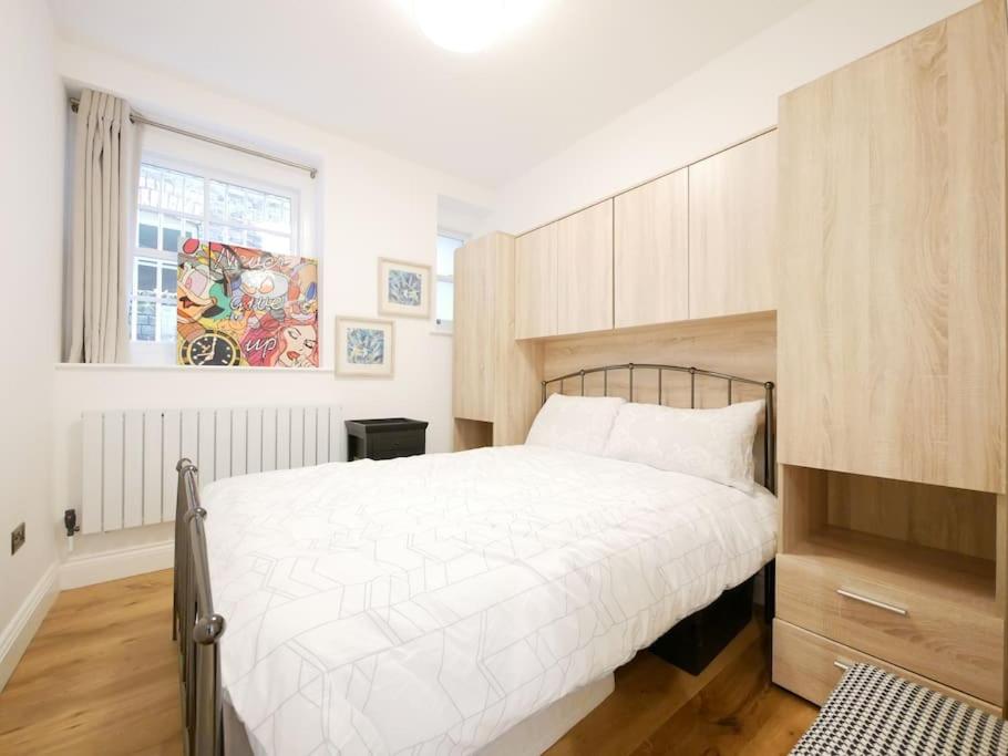 Newly refurbished 2 Bed apartment in Paddington