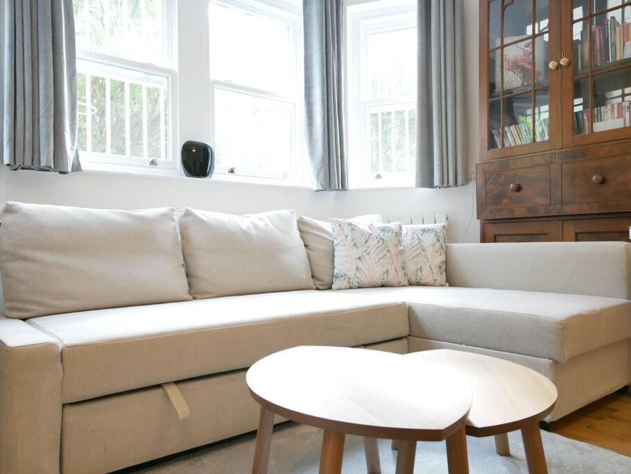 Newly refurbished 2 Bed apartment in Paddington