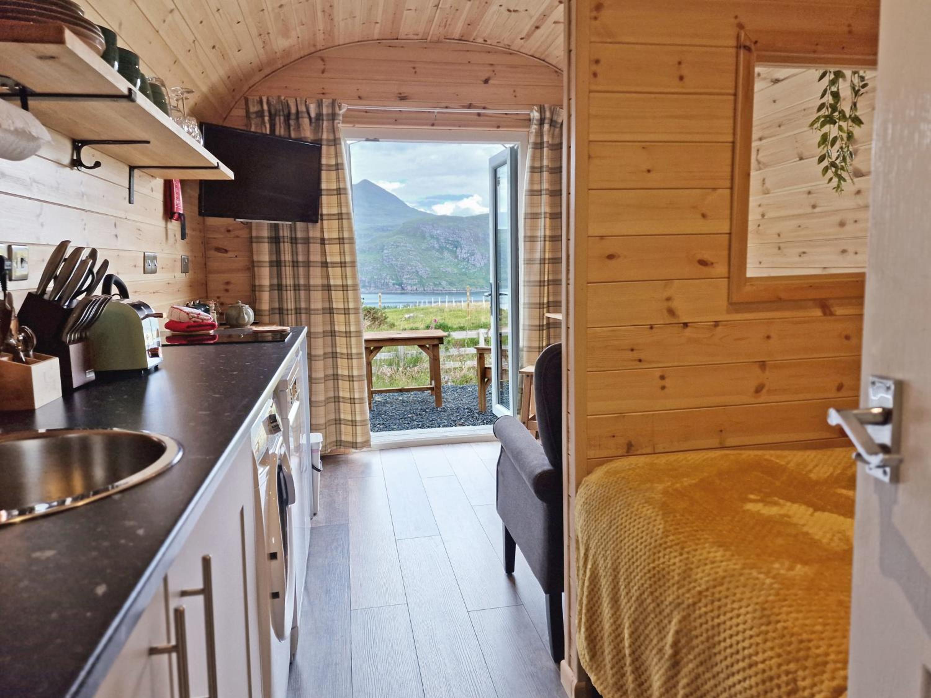 Gorse Gorgeous Glamping Hideaway view 3
