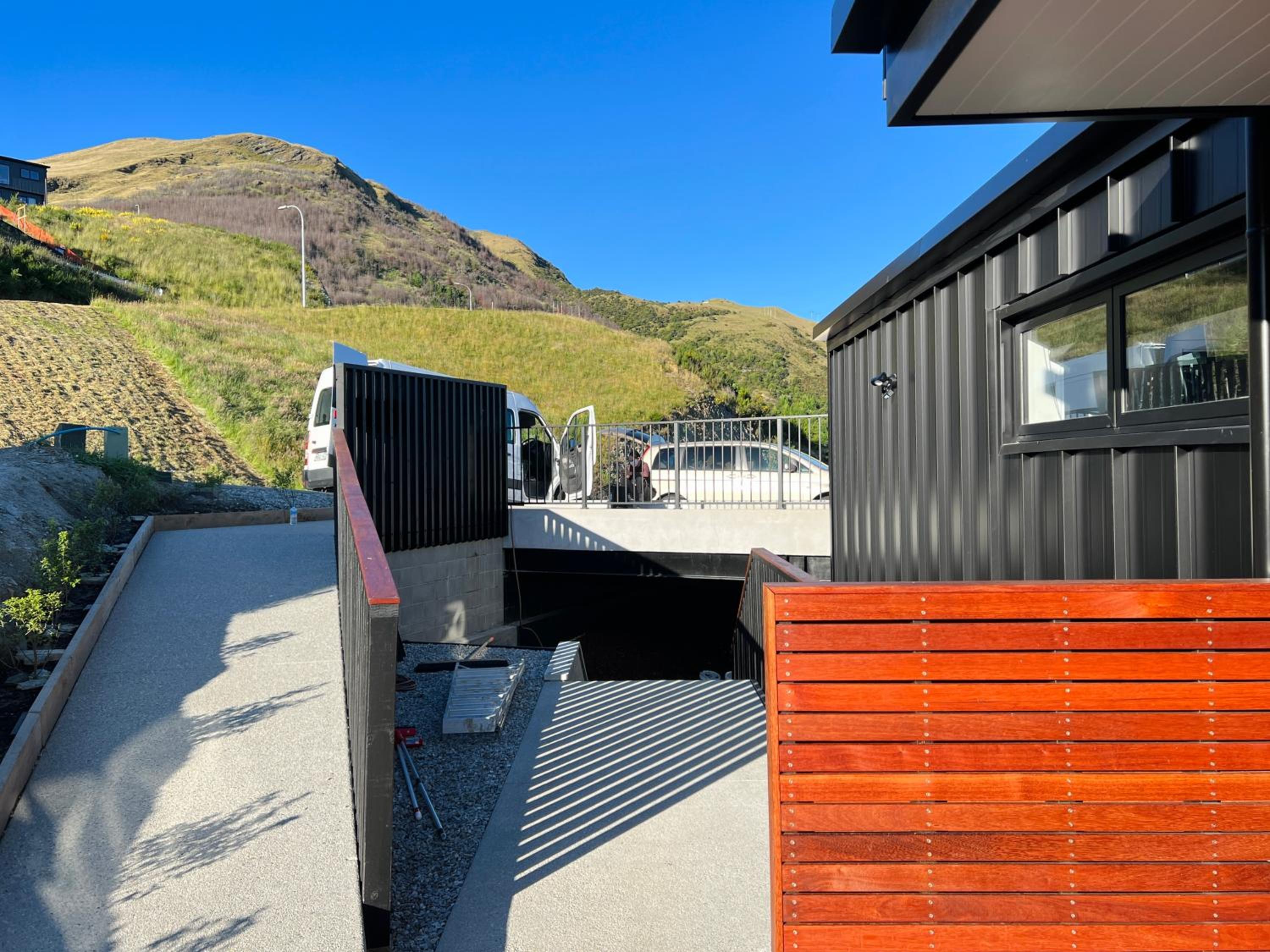 Stunning Lakeview Holiday House Queenstown