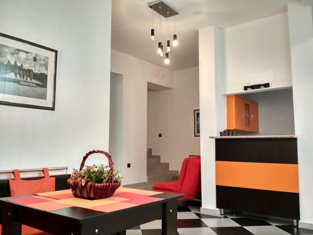 Deluxe apartment center of Tbilisi view 2
