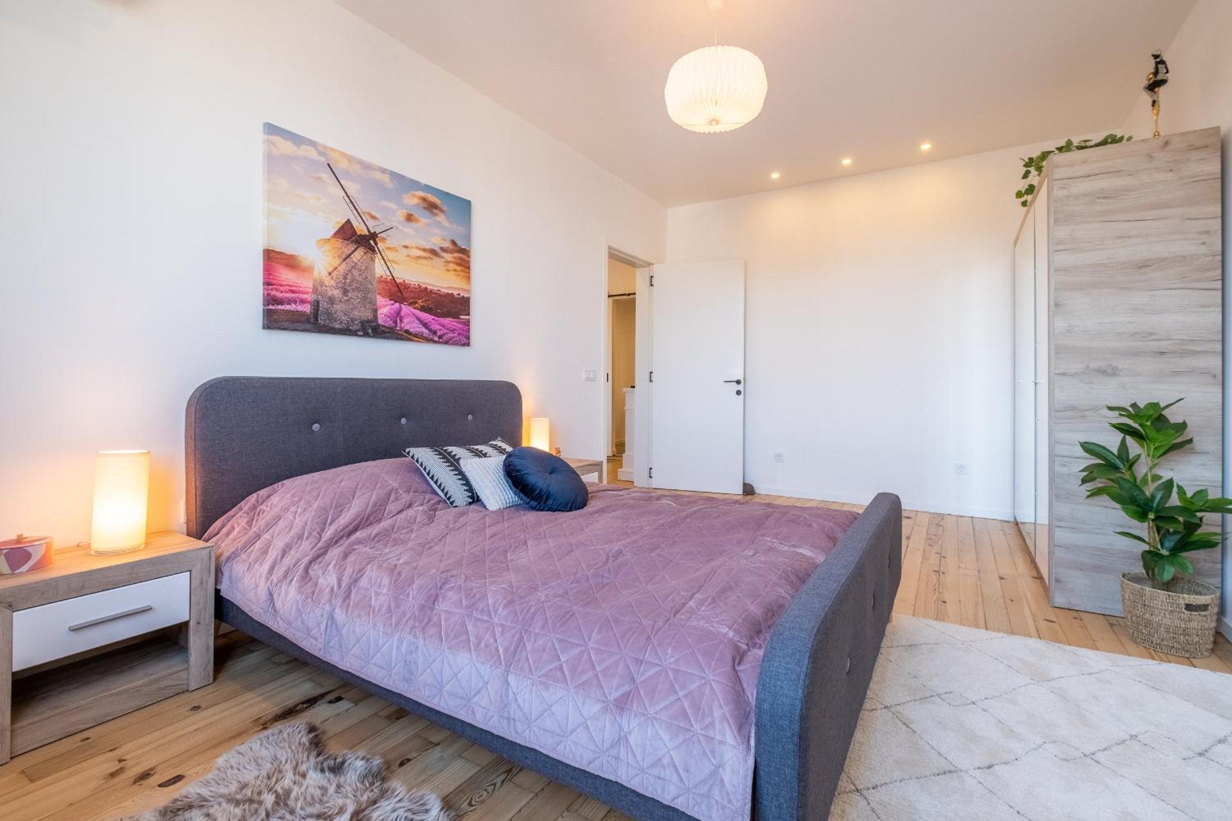 Bright Apartments – 2 Bedroom