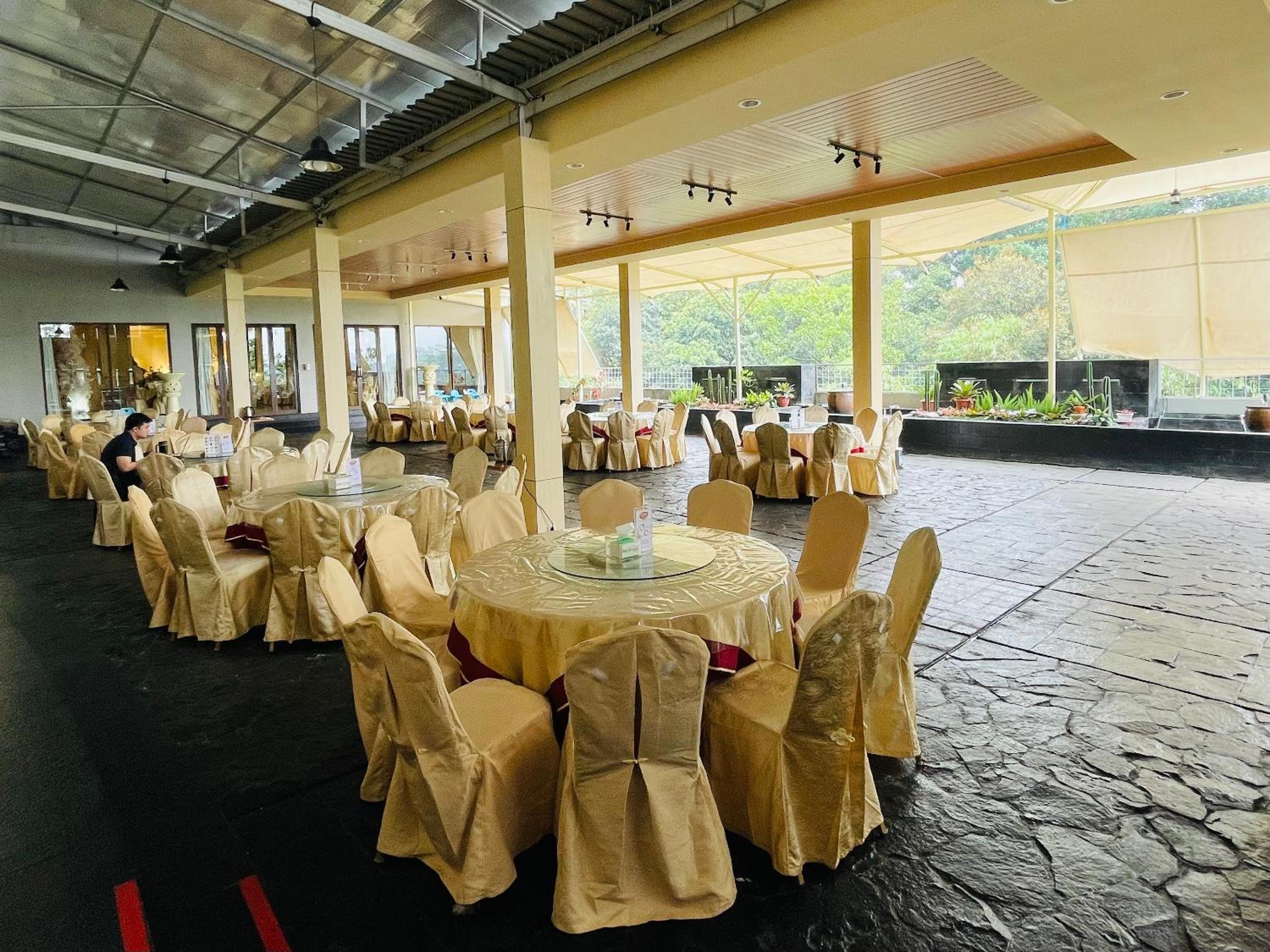 meeting & event spaces