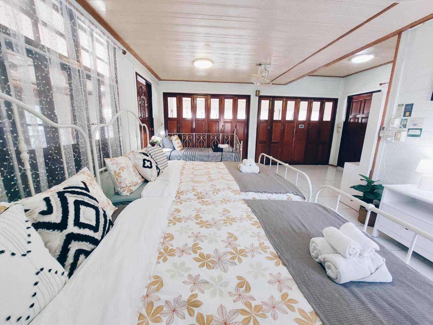 Green Riverside Homestay