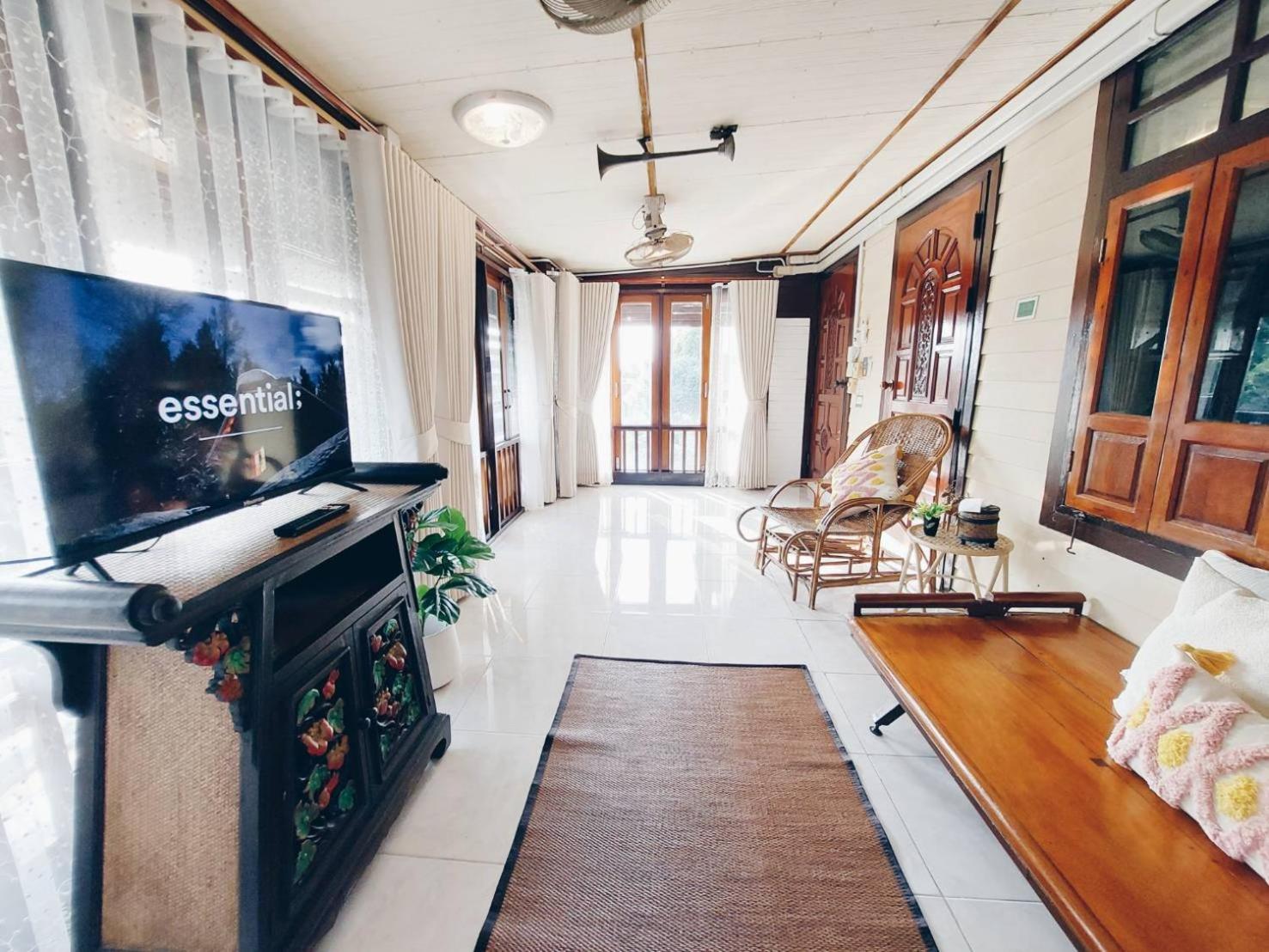 Green Riverside Homestay