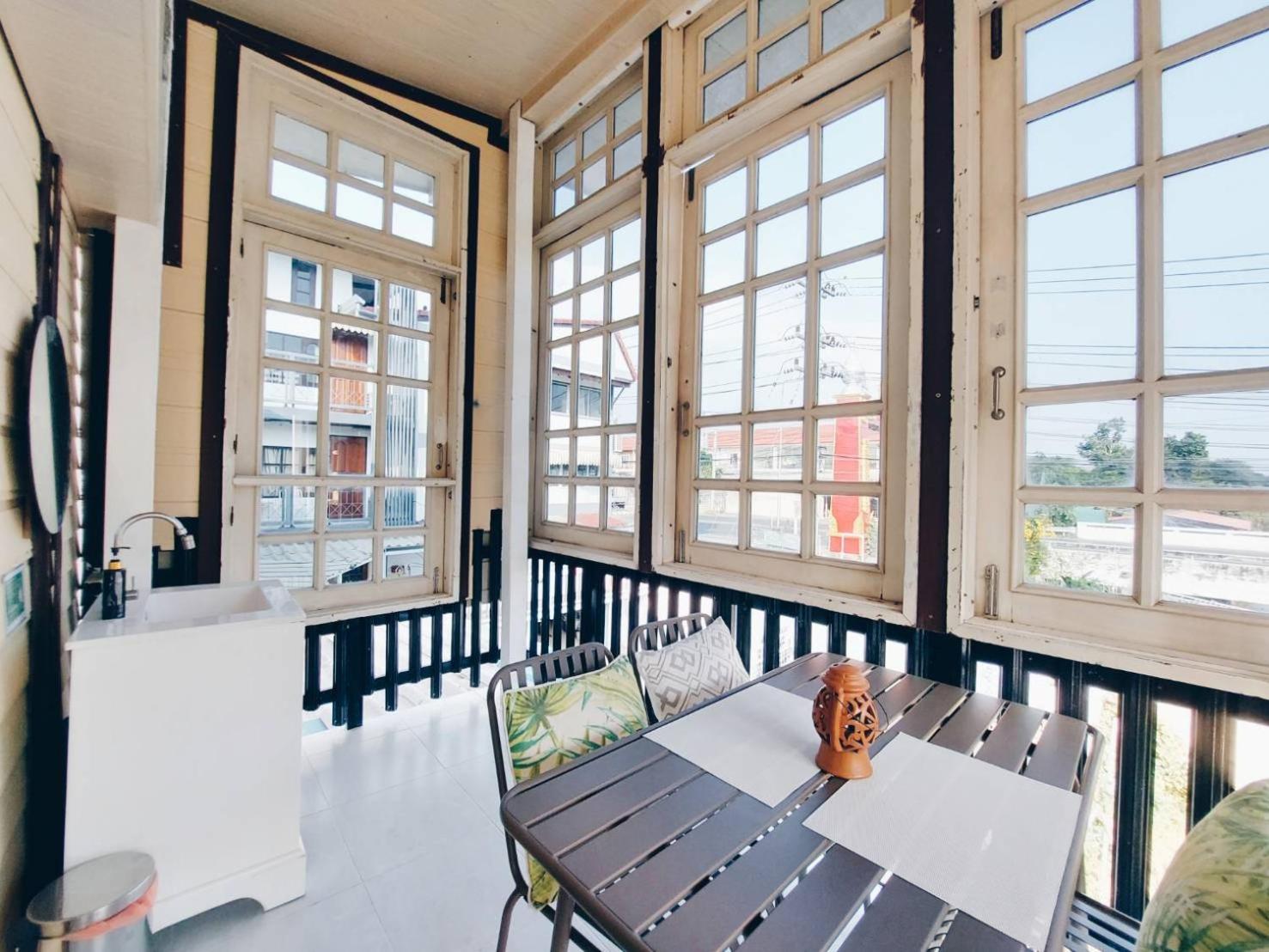 Green Riverside Homestay