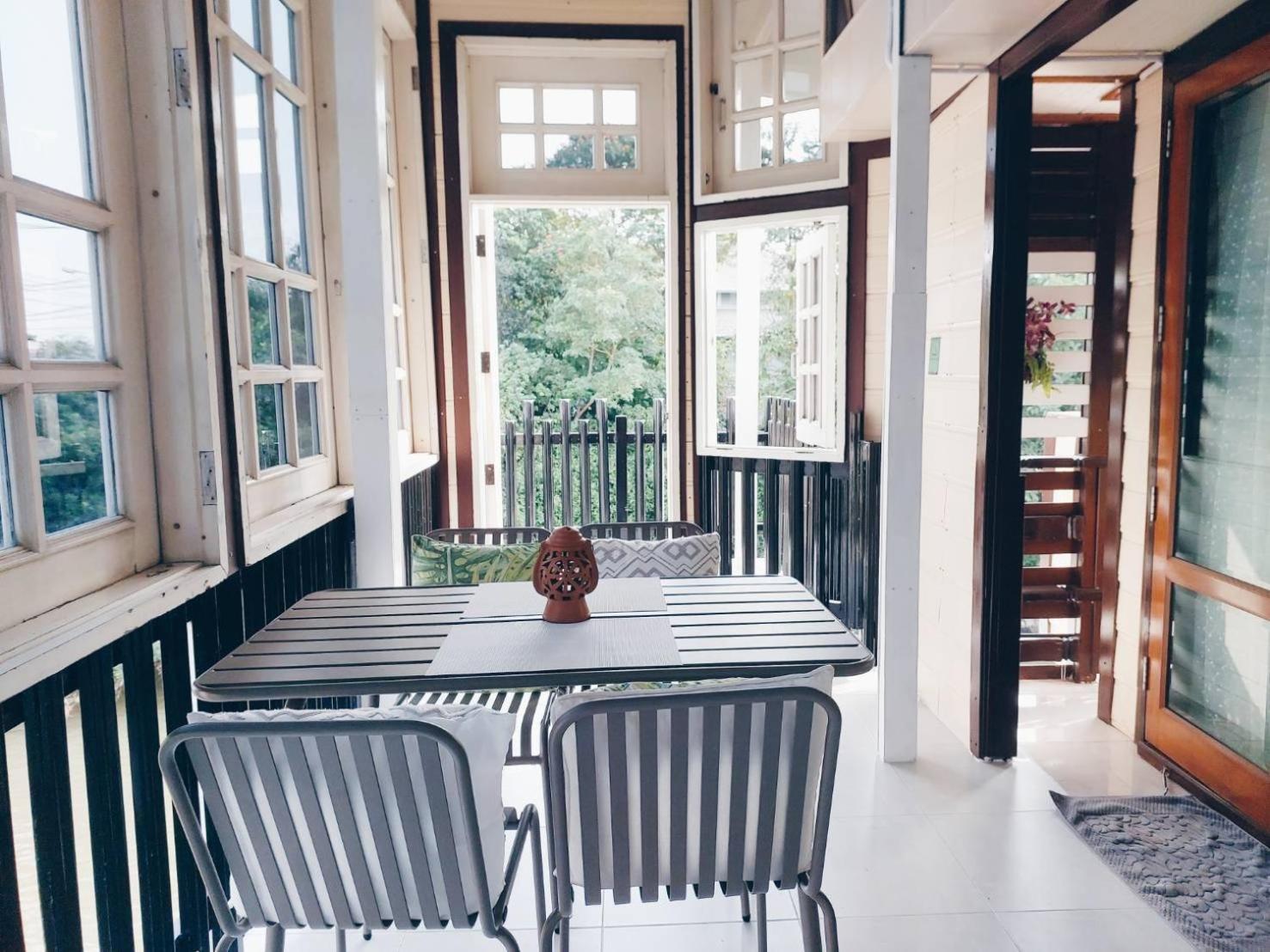 Green Riverside Homestay