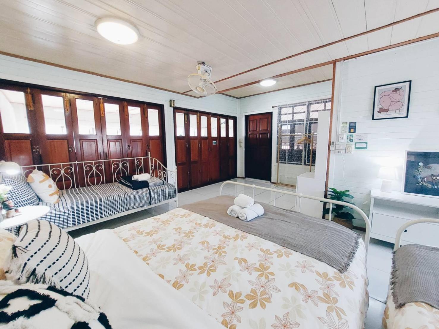 Green Riverside Homestay