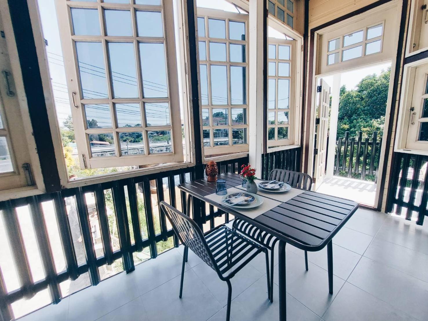 Green Riverside Homestay