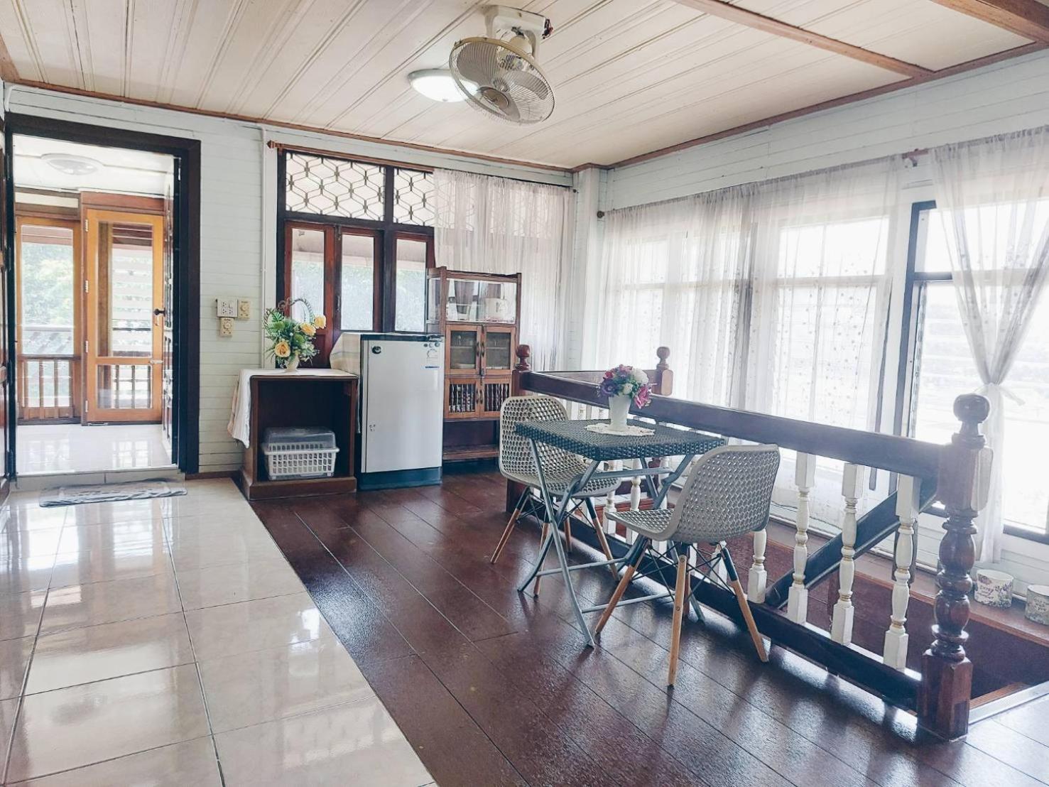 Green Riverside Homestay