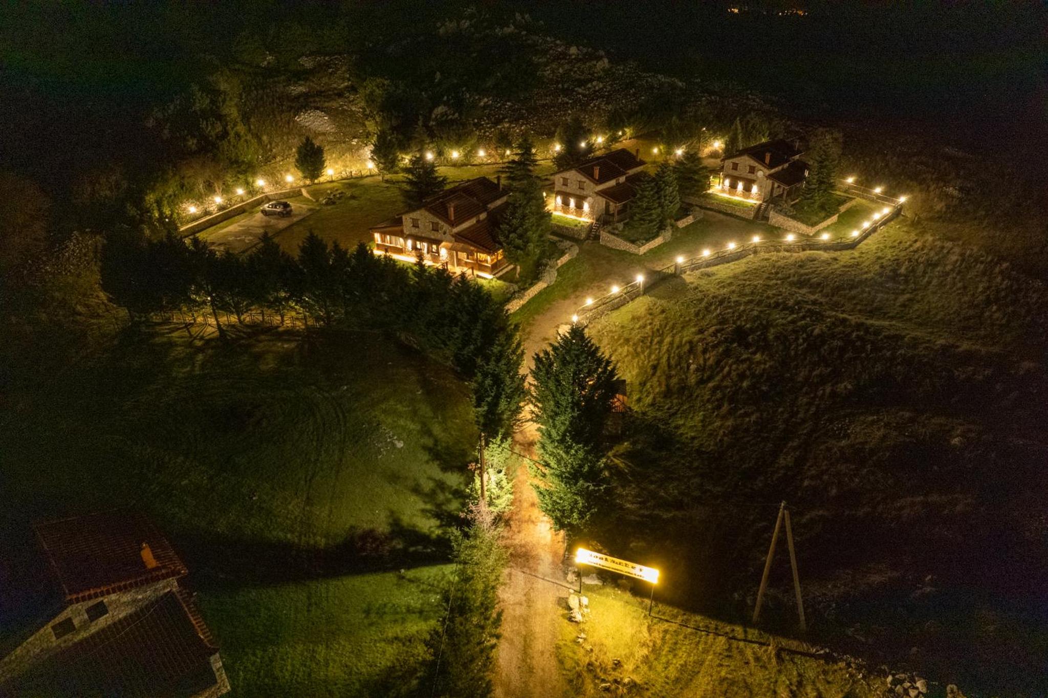 Mont Valley Boutique Chalets view 3