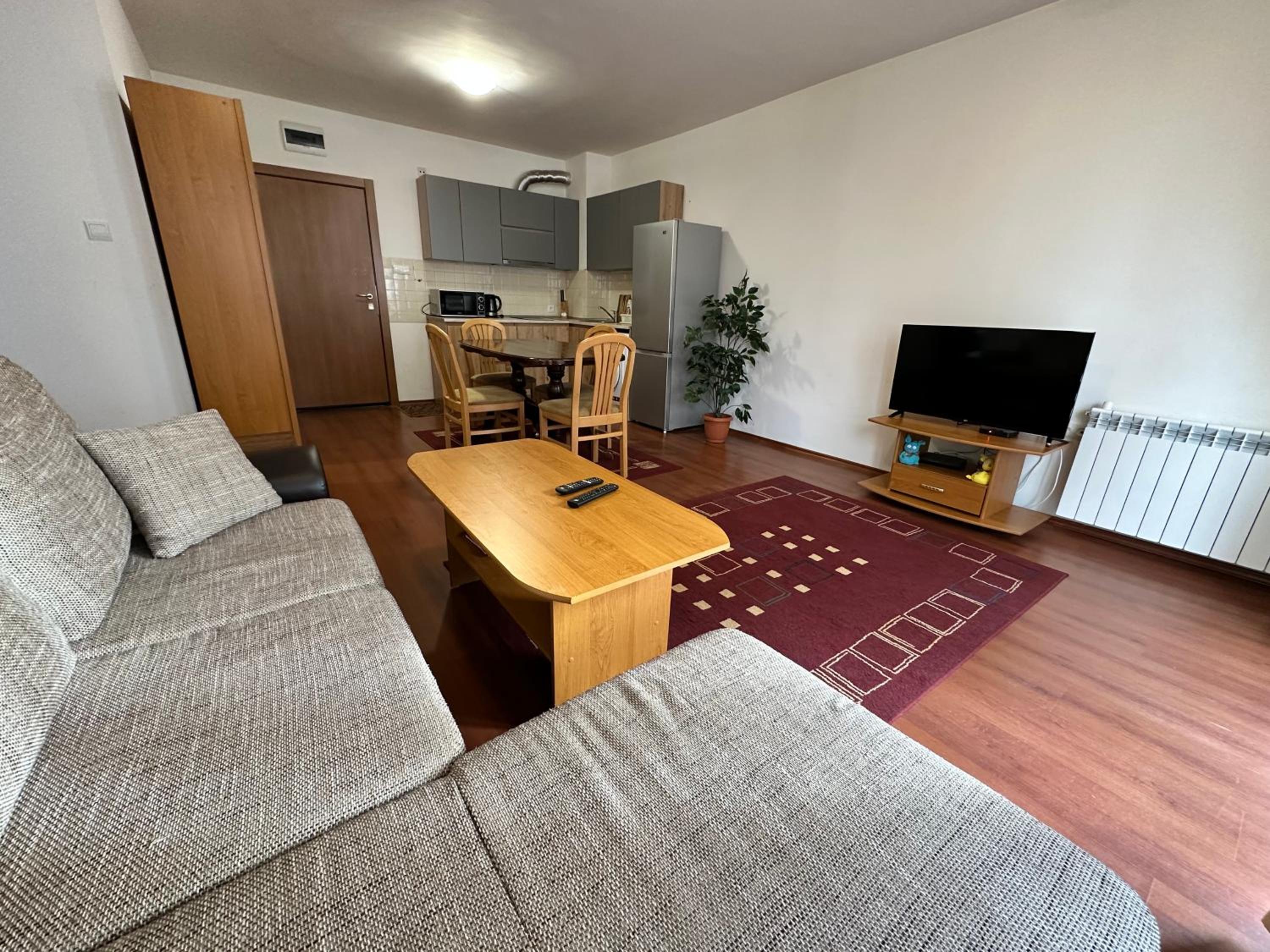 Gramadeto two bedroom apartment next to Gondola