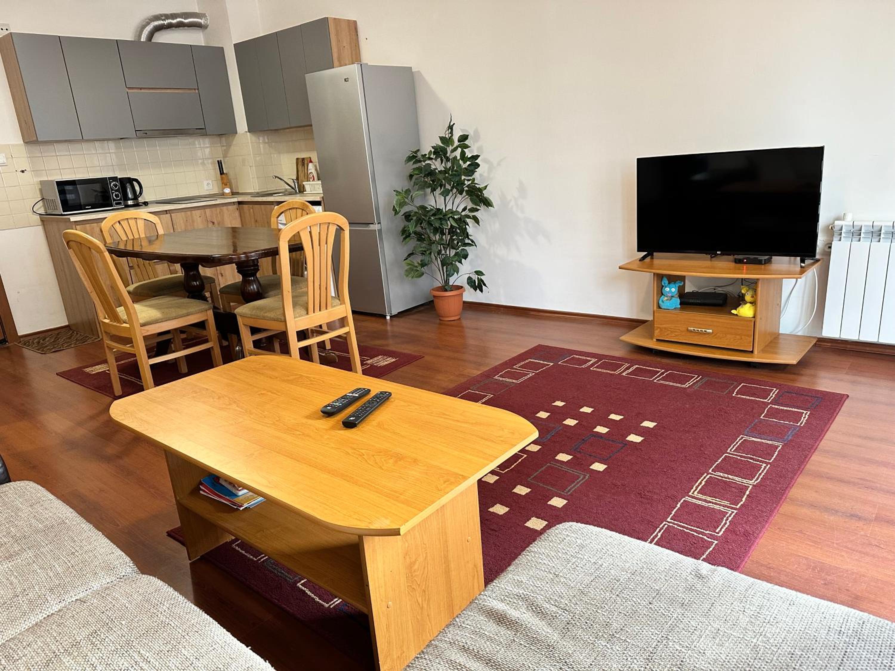 Gramadeto two bedroom apartment next to Gondola