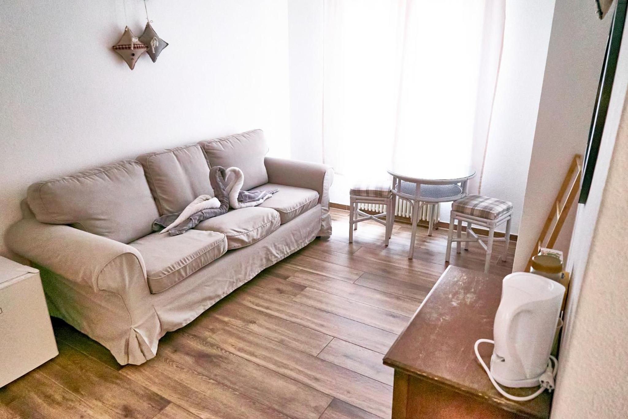 Family room by Interlaken Parking