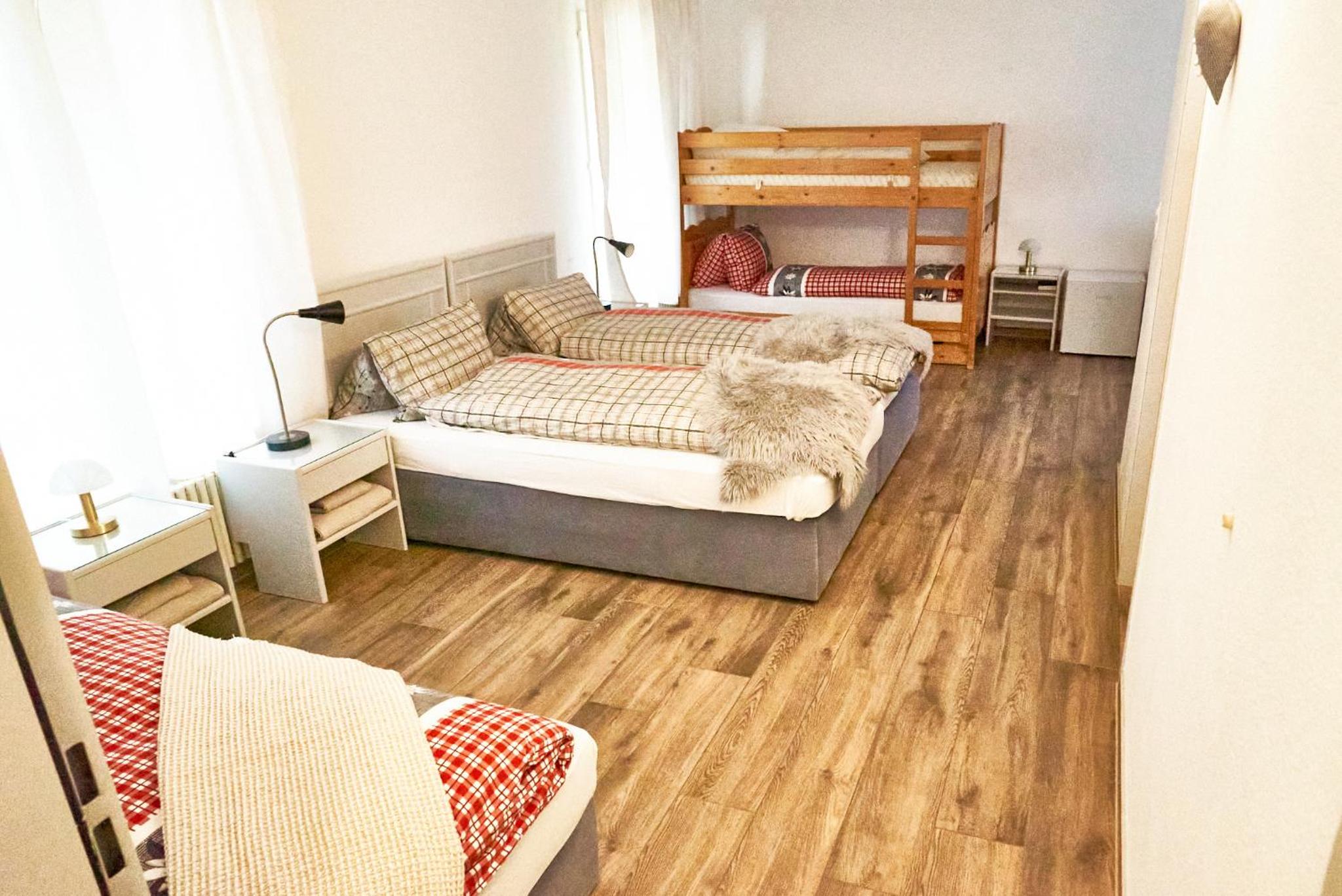 Family room by Interlaken Parking