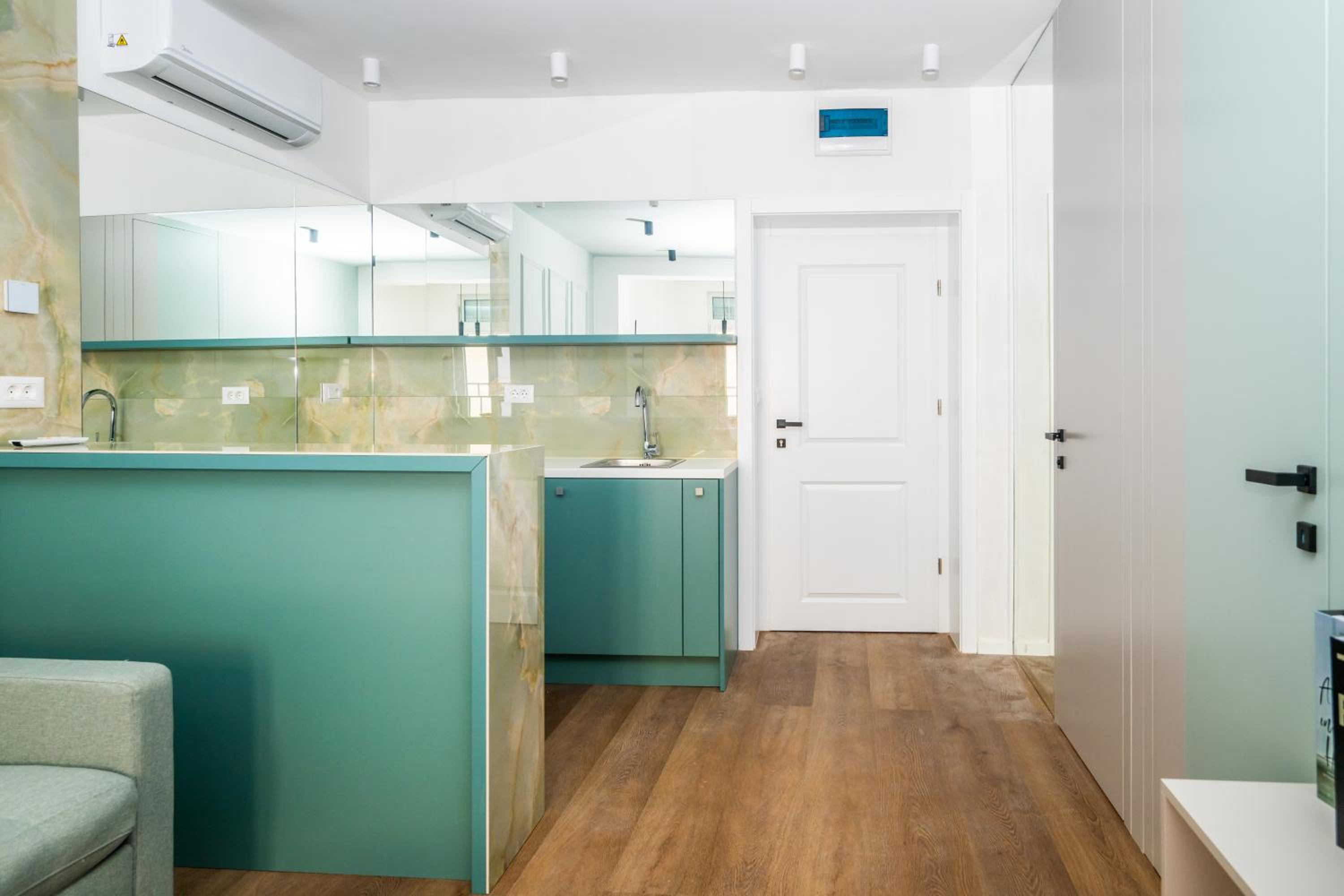 City Center Design Apartments