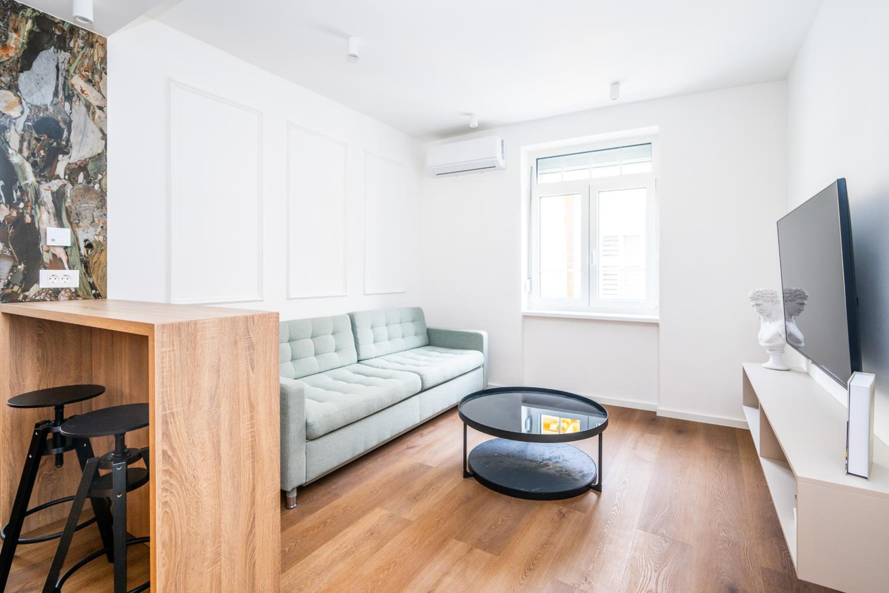City Center Design Apartments