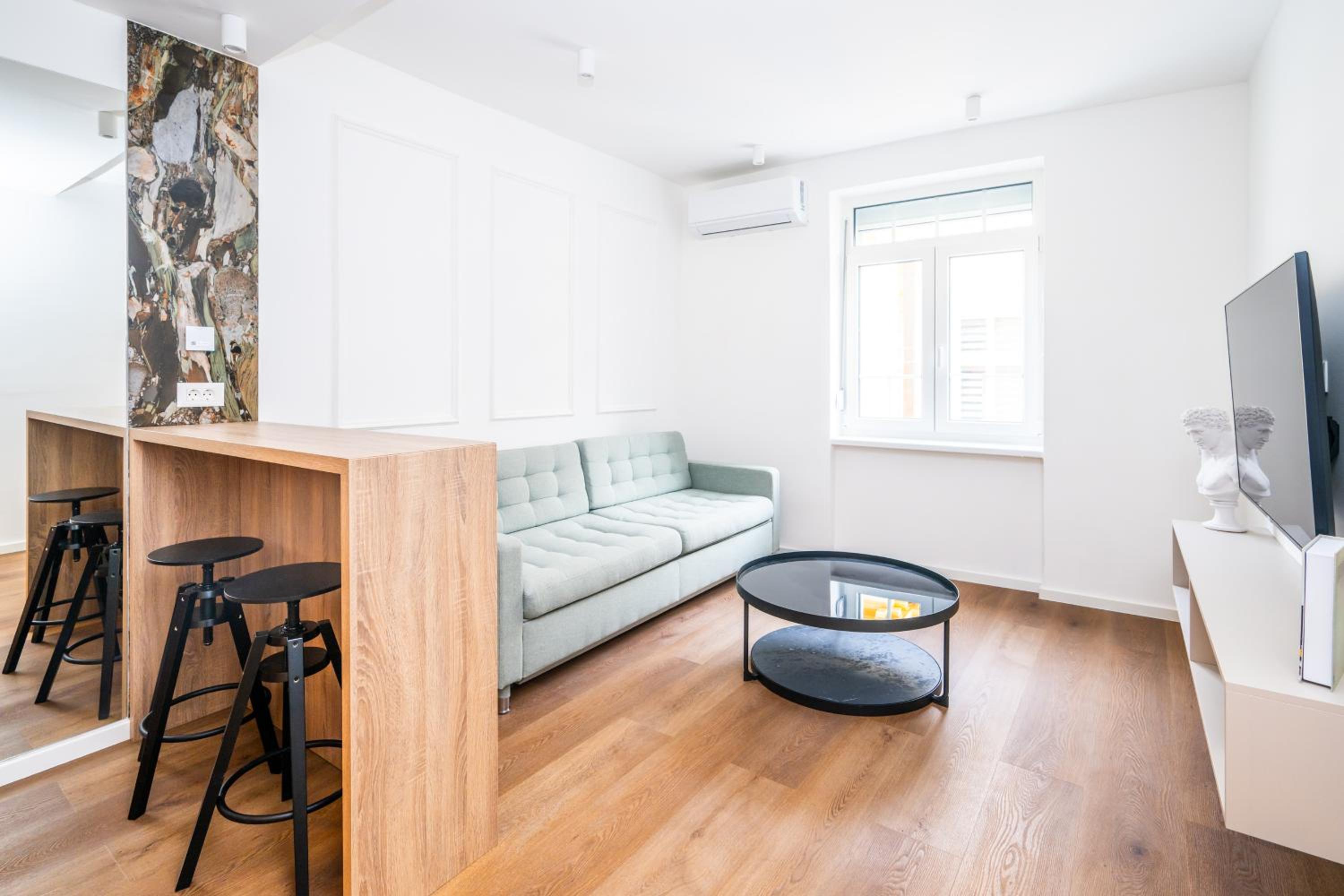 City Center Design Apartments