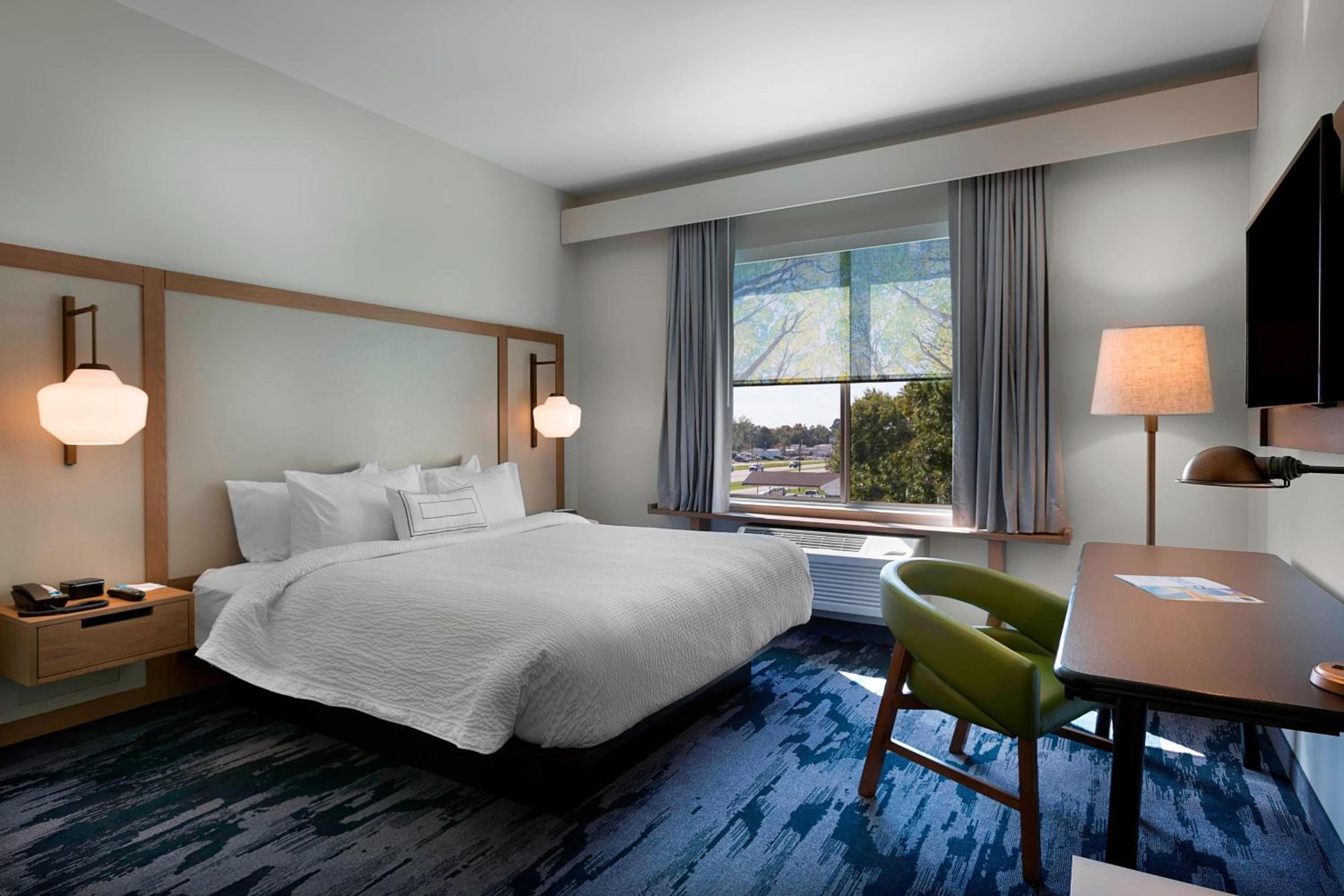 Fairfield Inn  Suites by Marriott Shelby - Property Image 11