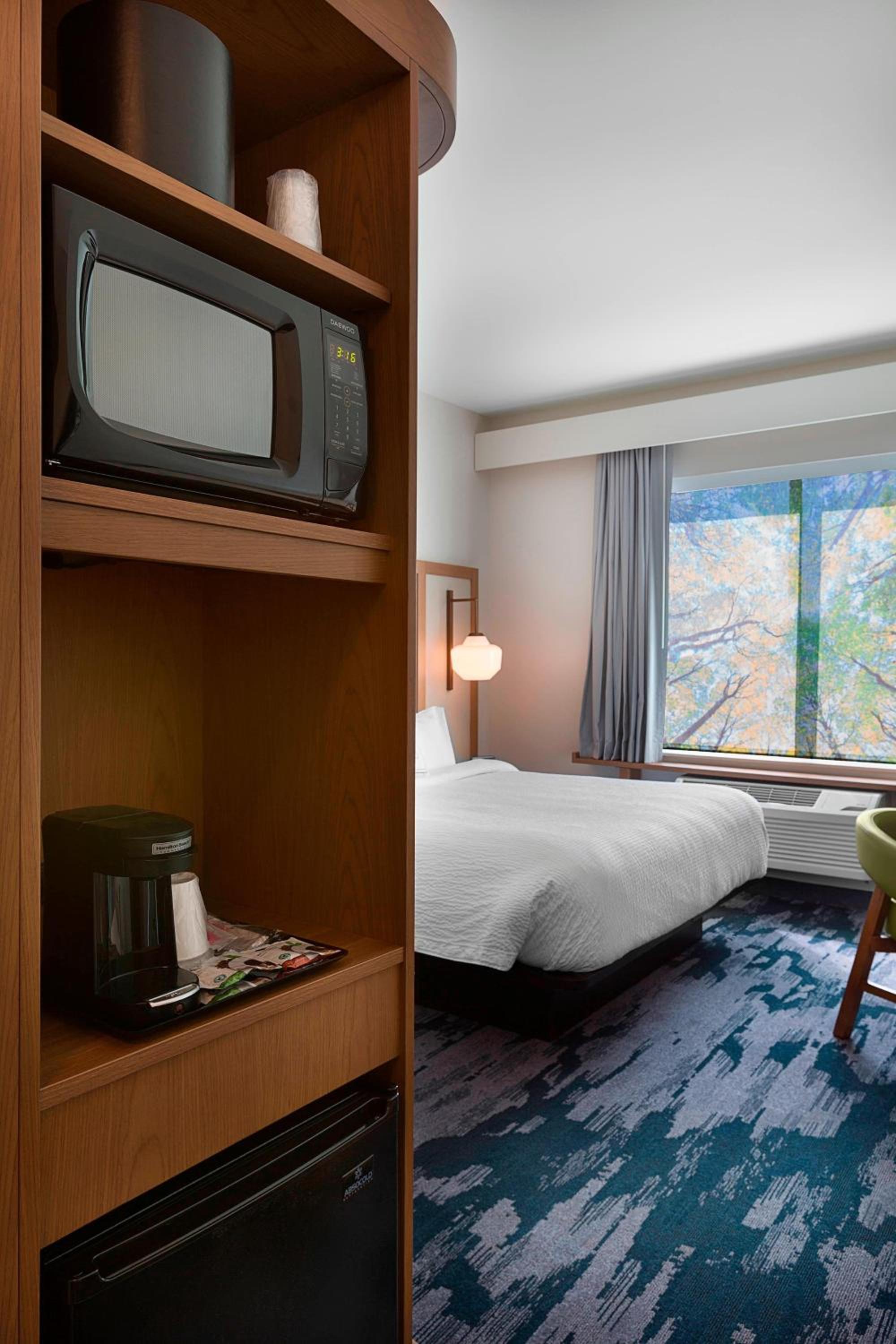 Fairfield Inn  Suites by Marriott Shelby - Property Image 12