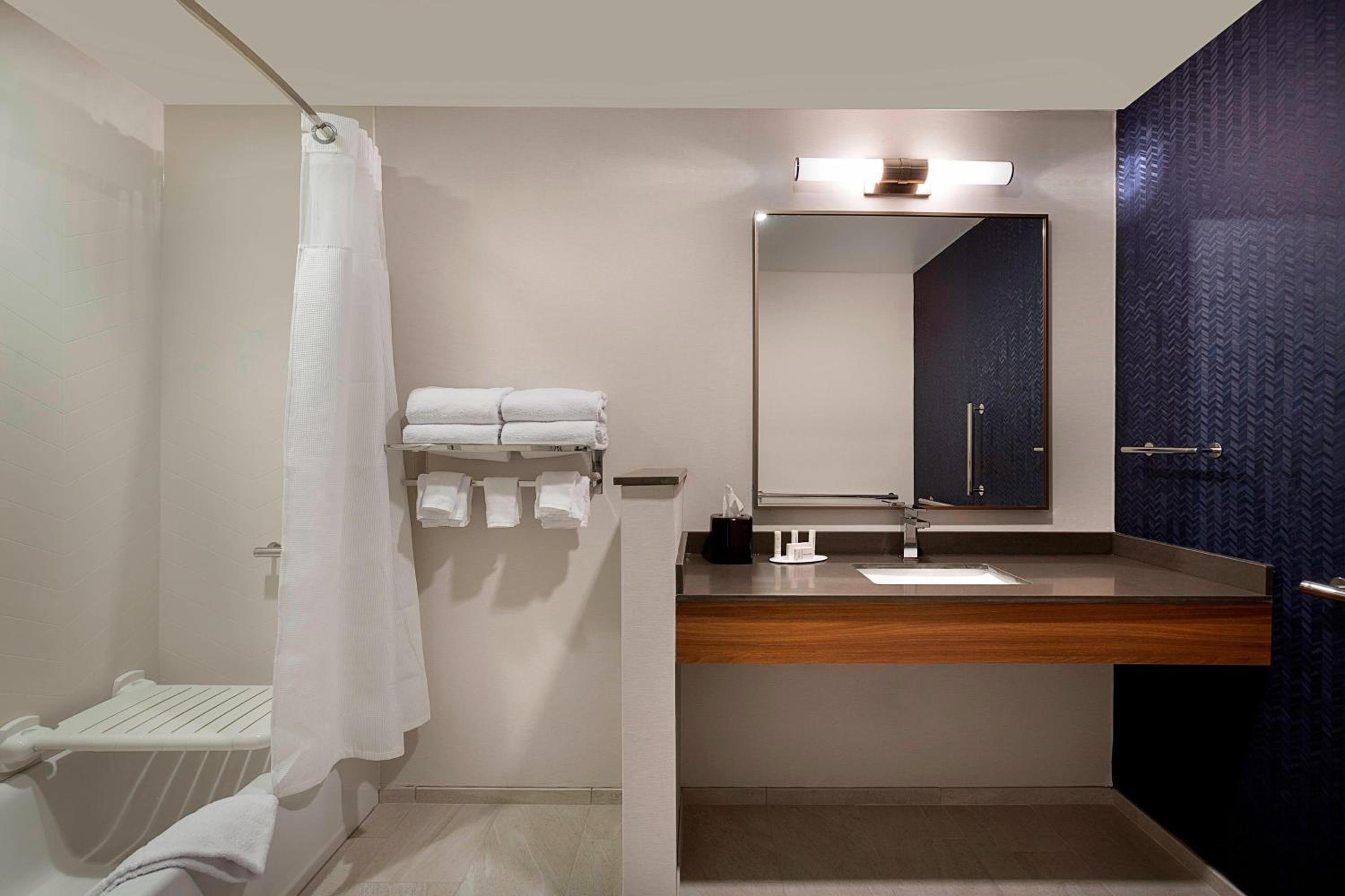 Fairfield Inn  Suites by Marriott Shelby - Property Image 8