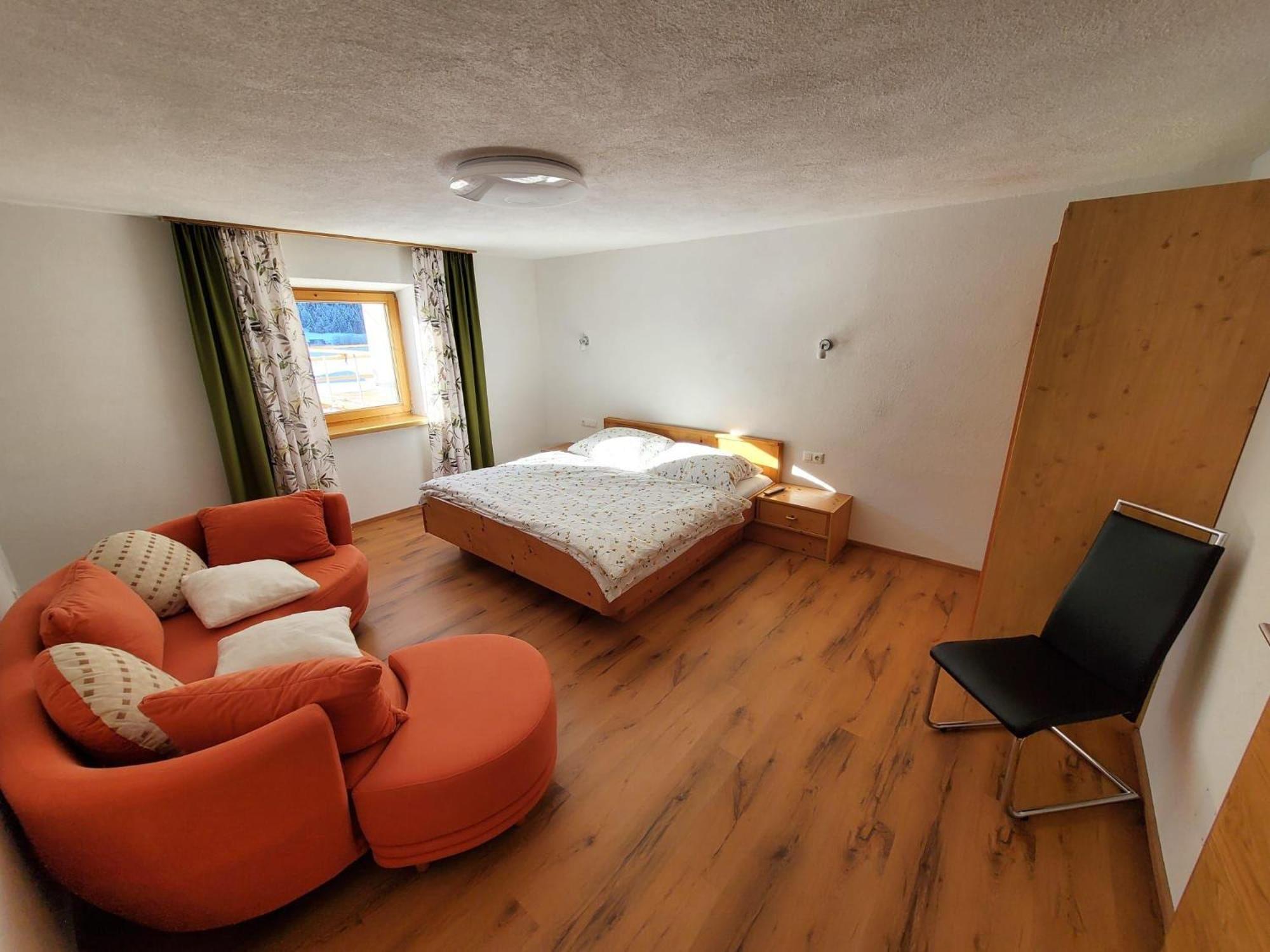 Rosa's Ferienhaus Ferienwohnung Rote Flueh