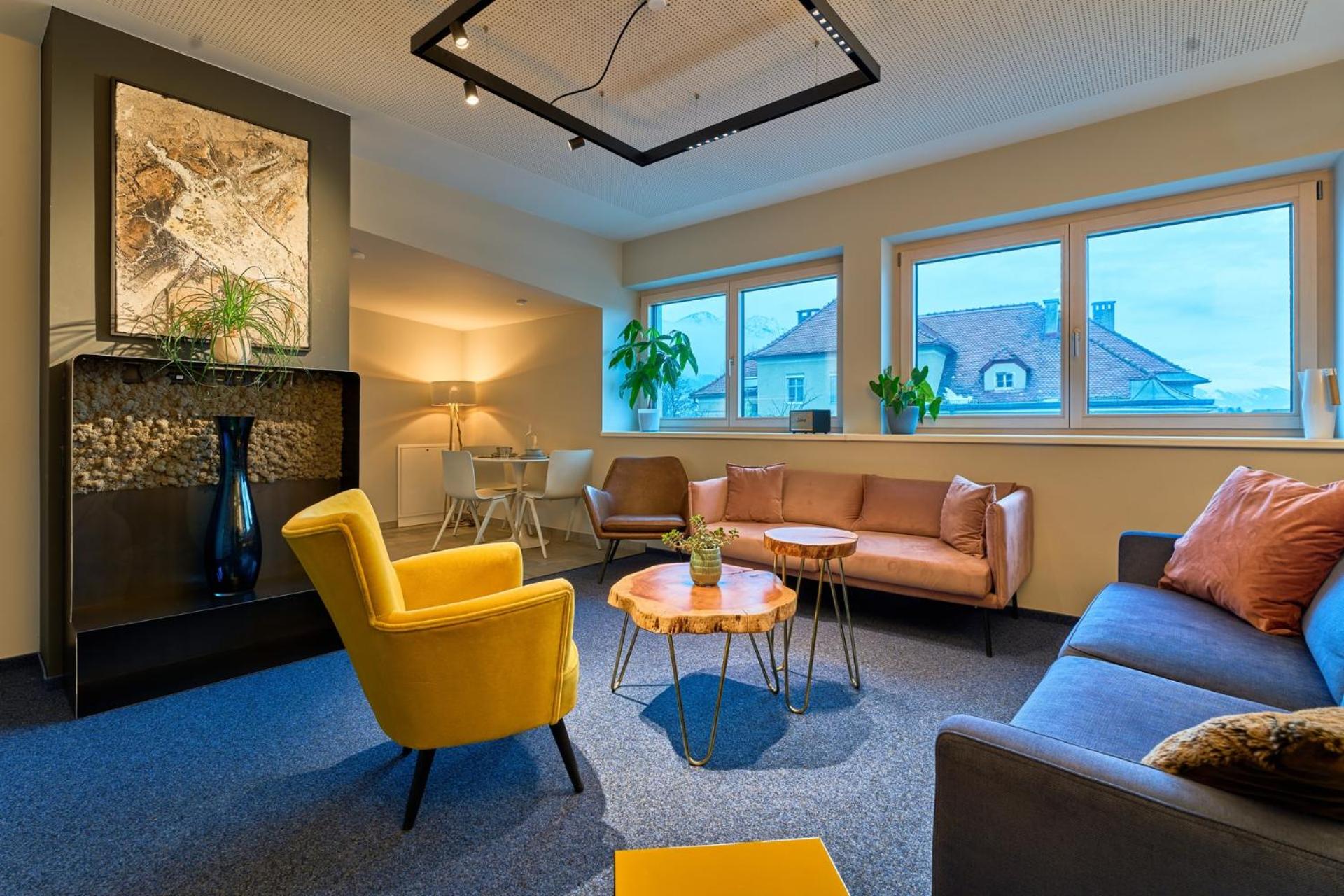 lounge