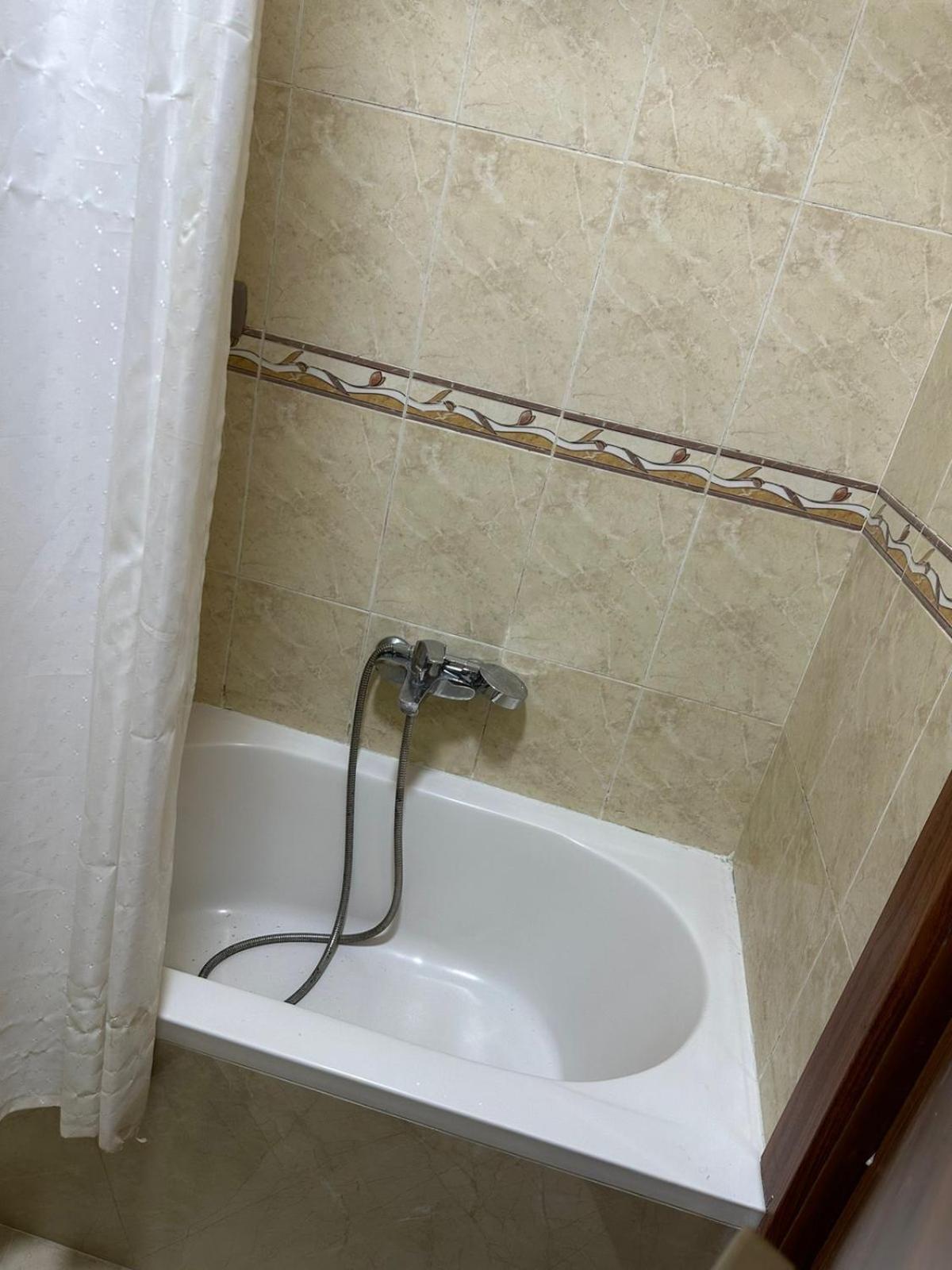 El-Shaikh Zayed, 6 october 3BHK flat- families only view 3