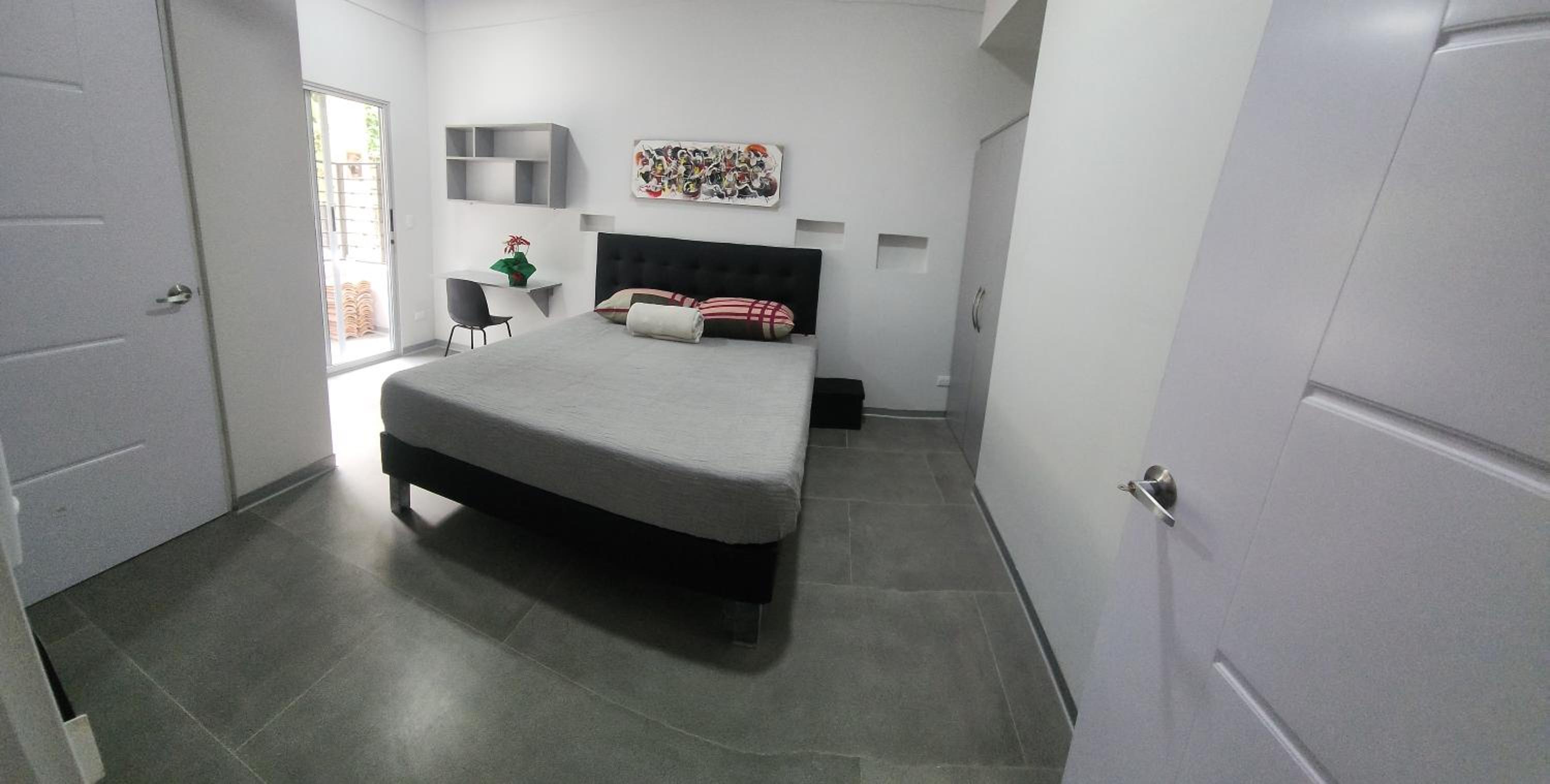 CASA MARIPOSA en Punta Leona a 500 metros de la playa FULL EQUIPADA Espacio y precio a tu medida Posibilidad de alquilar la casa entera, dos apartamentos a