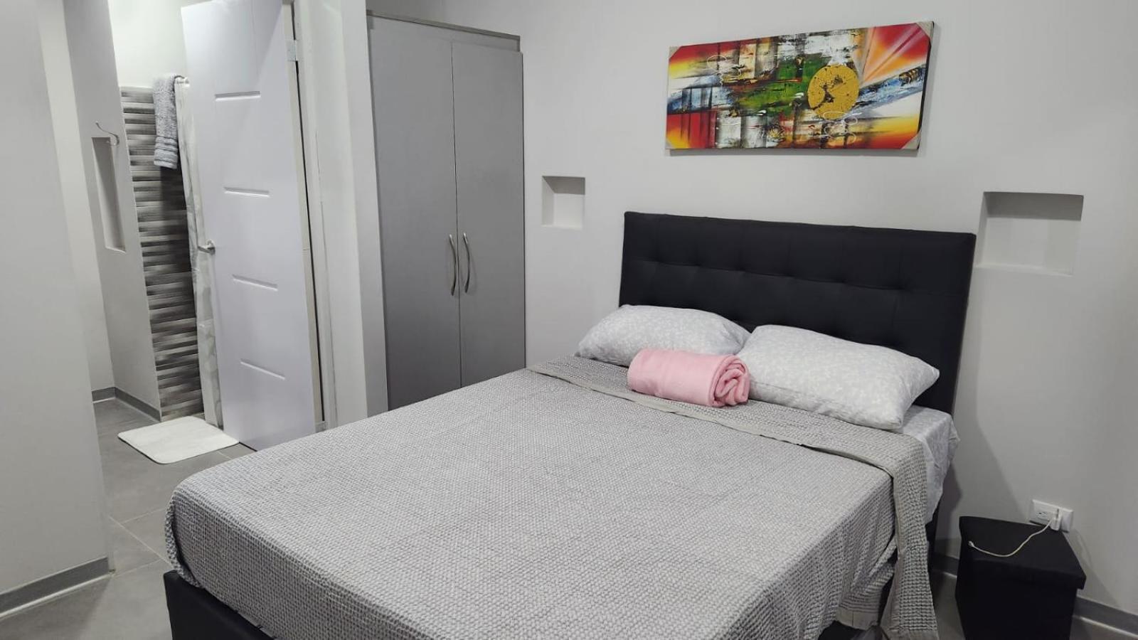 CASA MARIPOSA en Punta Leona a 500 metros de la playa FULL EQUIPADA Espacio y precio a tu medida Posibilidad de alquilar la casa entera, dos apartamentos a