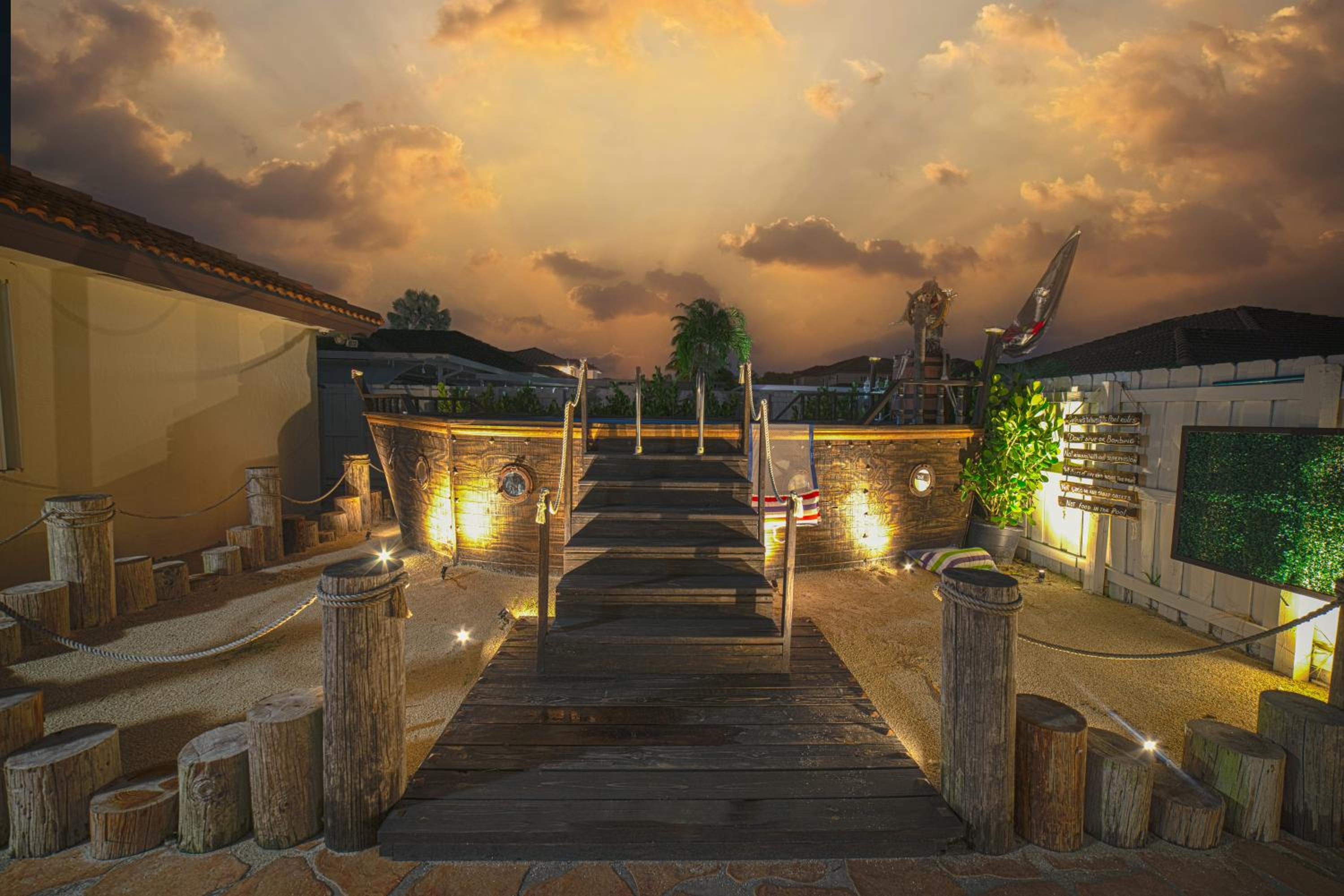 Pirate's Ship Heated Pool 16 Guest Super Mario Theme Room
