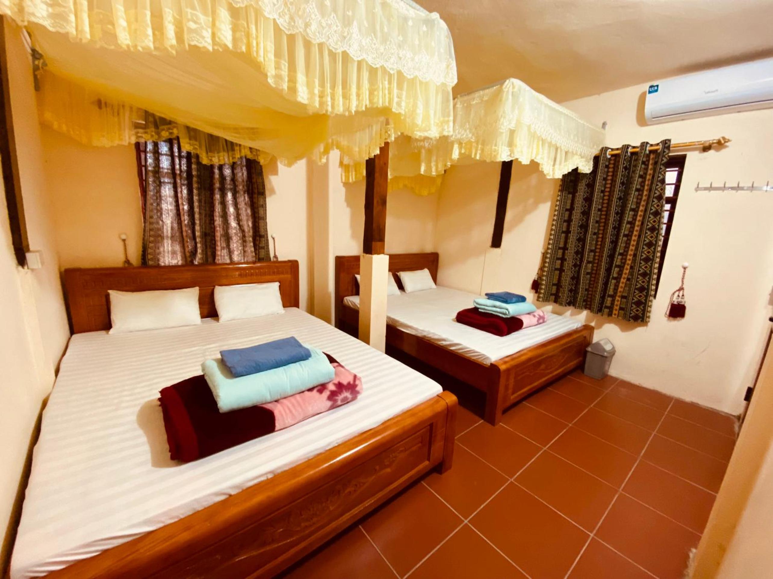 Bac Son Homestay