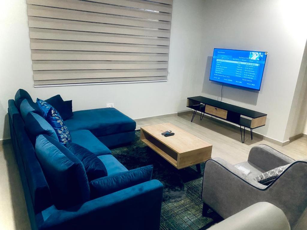 The Wing Apartment