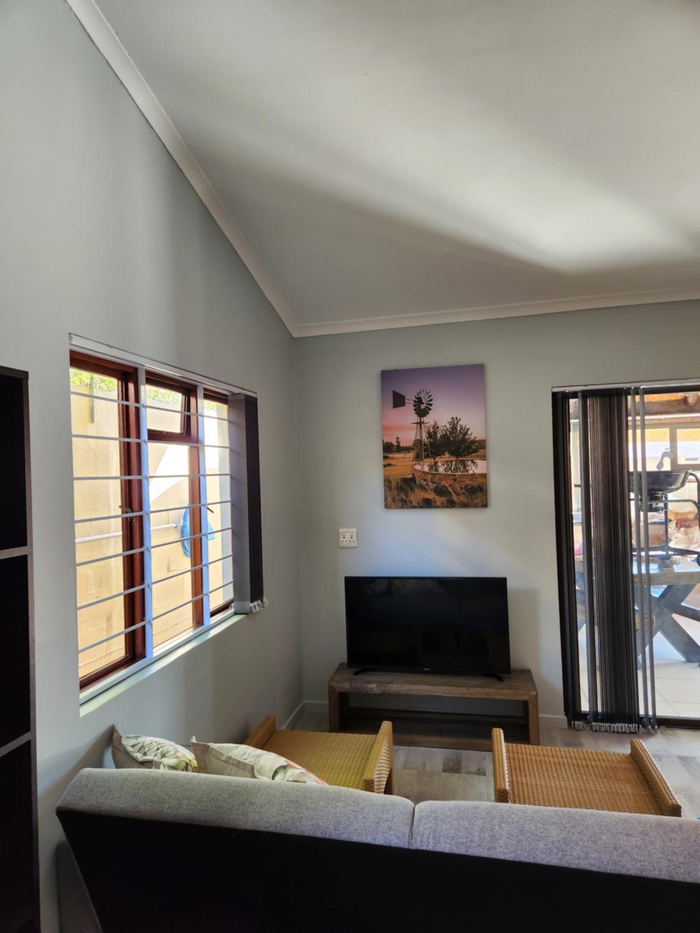 Thys' Place view 4