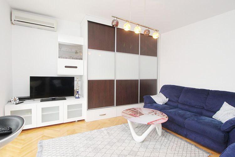 Latin Apartment