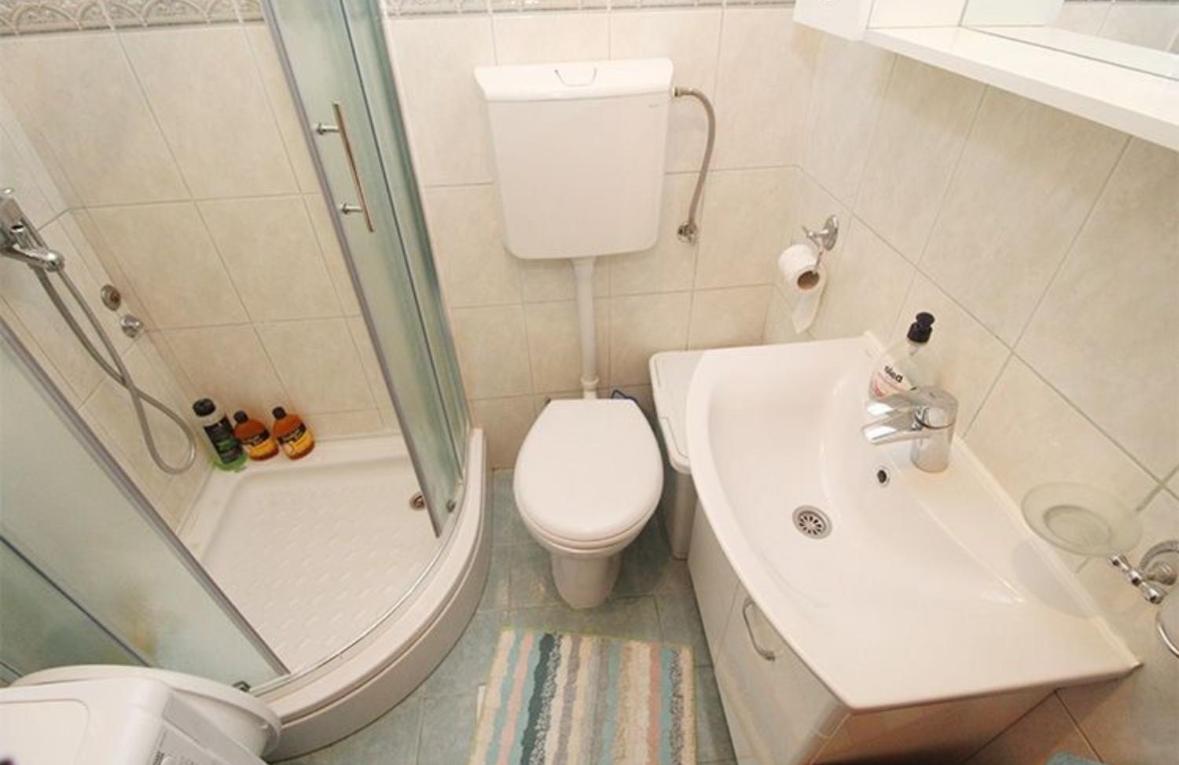 Latin Apartment