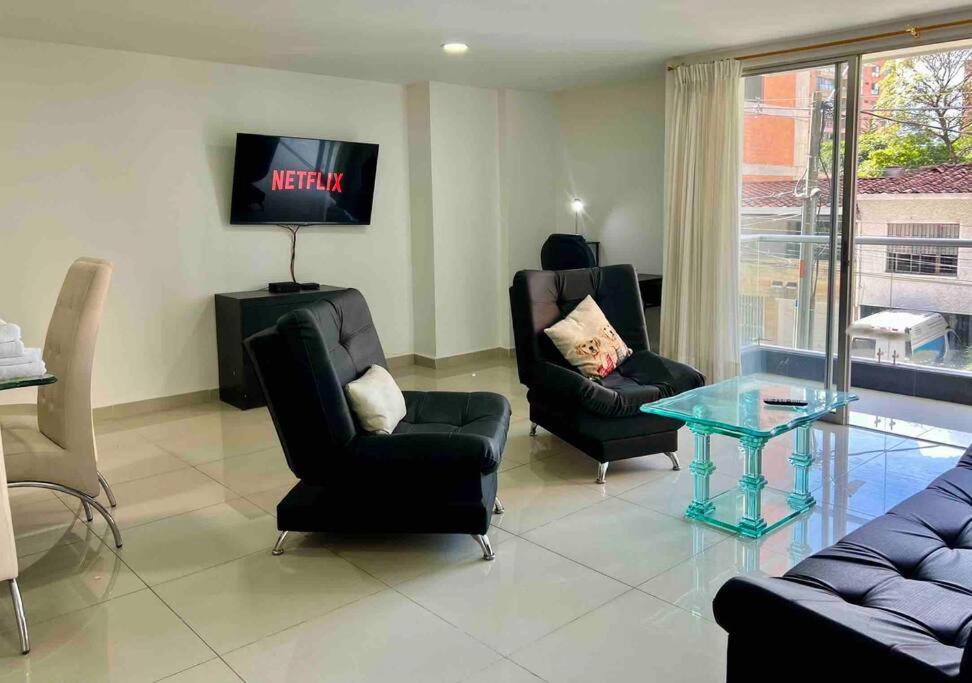 Perfect 3BR Apartment Medellin best location