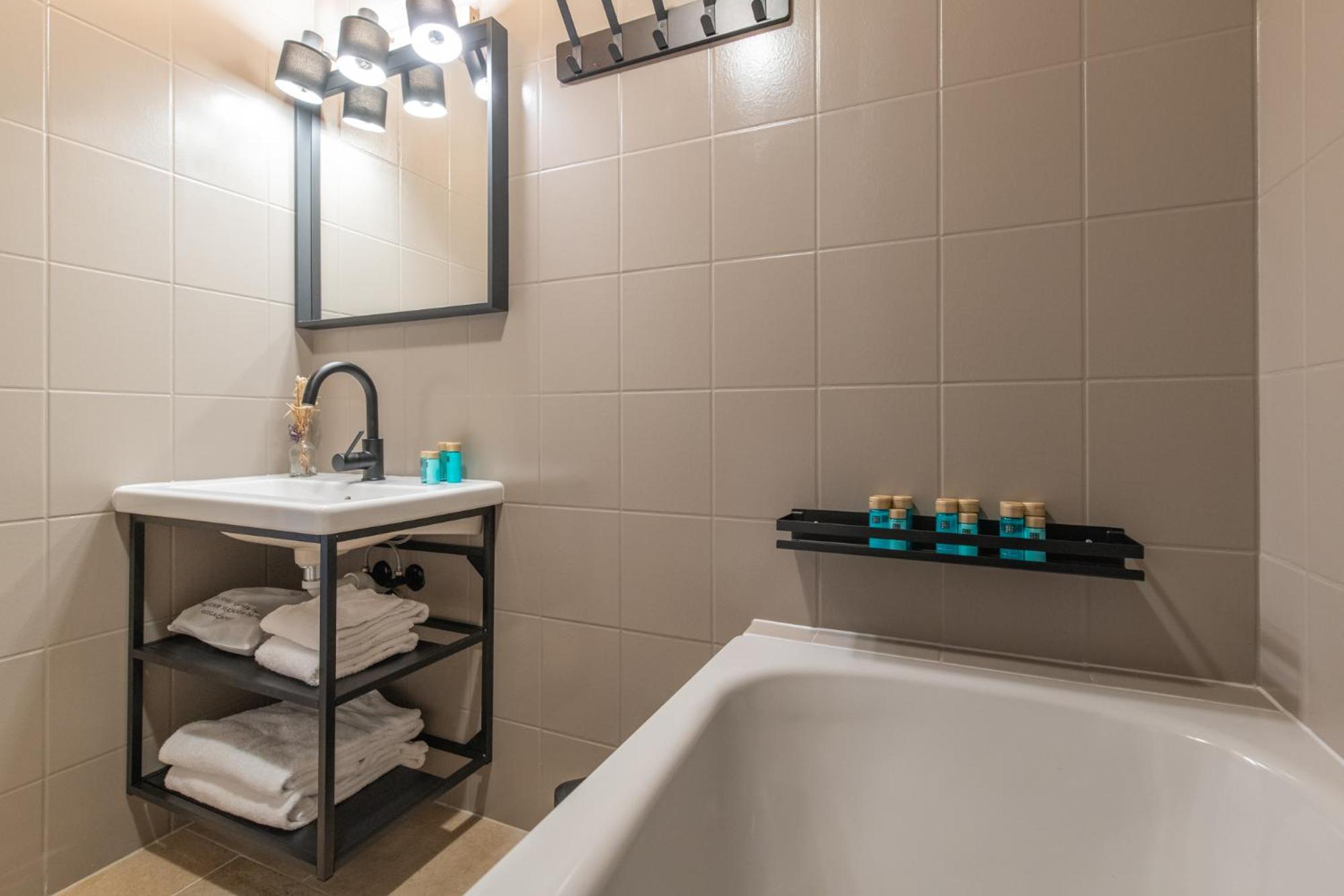The Eiger Express Apartment - GRINDELHOMES