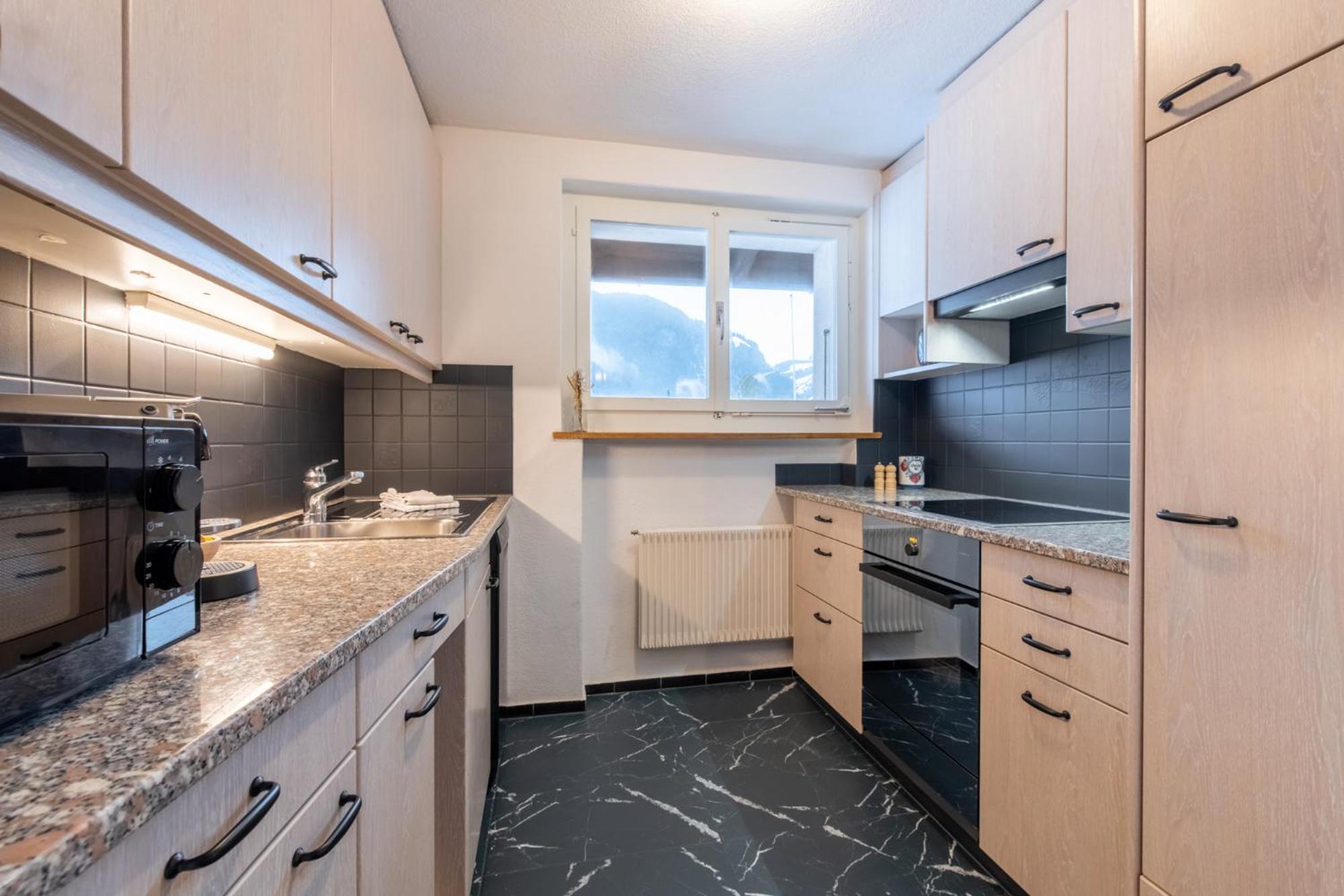 The Eiger Express Apartment - GRINDELHOMES