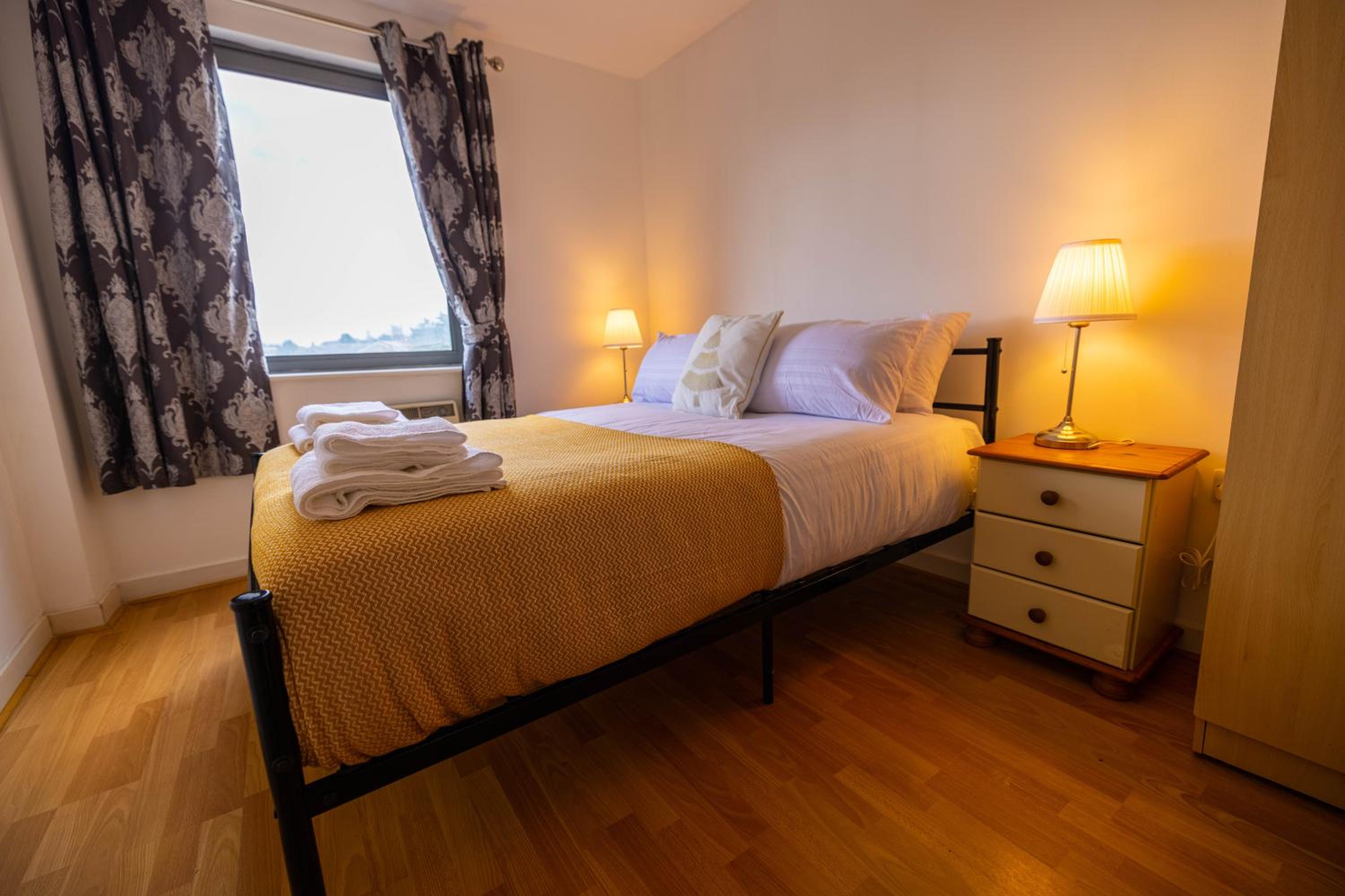Beautiful and spacious 2-Bed Apartment in London