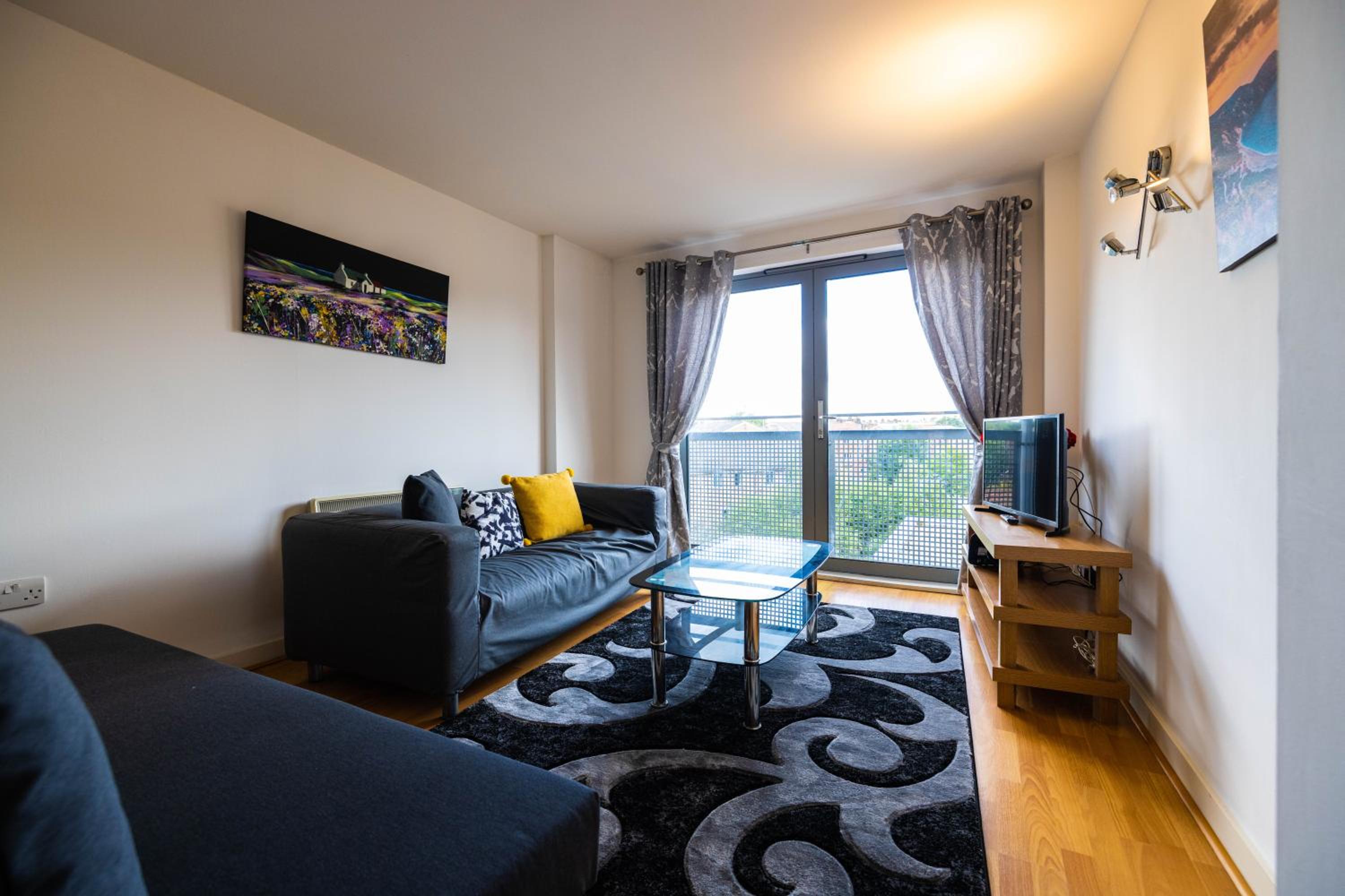 Beautiful and spacious 2-Bed Apartment in London