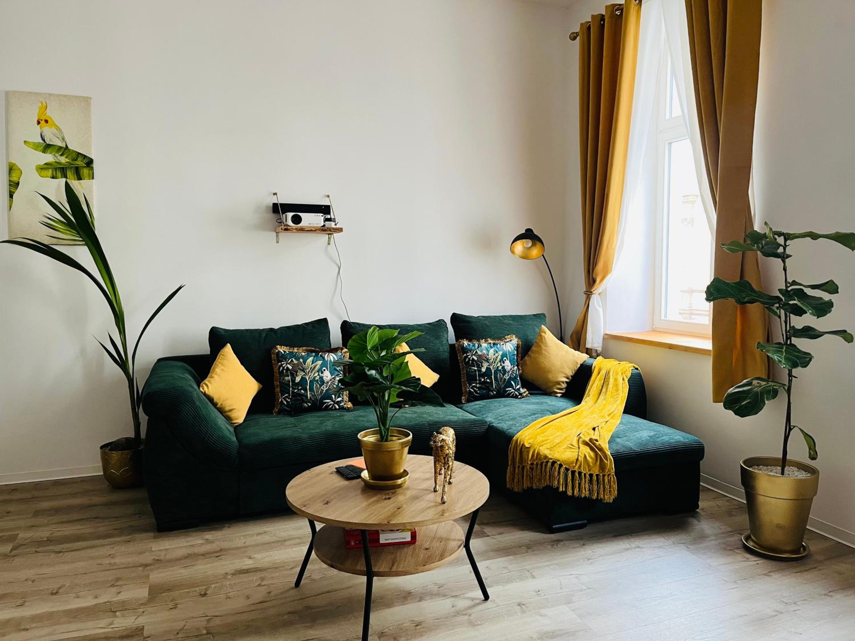 FILMAP-Apartments-Zentrale Lage-Boxspringbett-Beamer-Popcorn-gratis Parkplatz