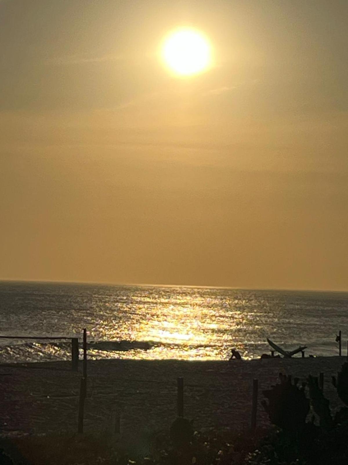 Apartamento de frente para a praia de Itaúna Saquarema